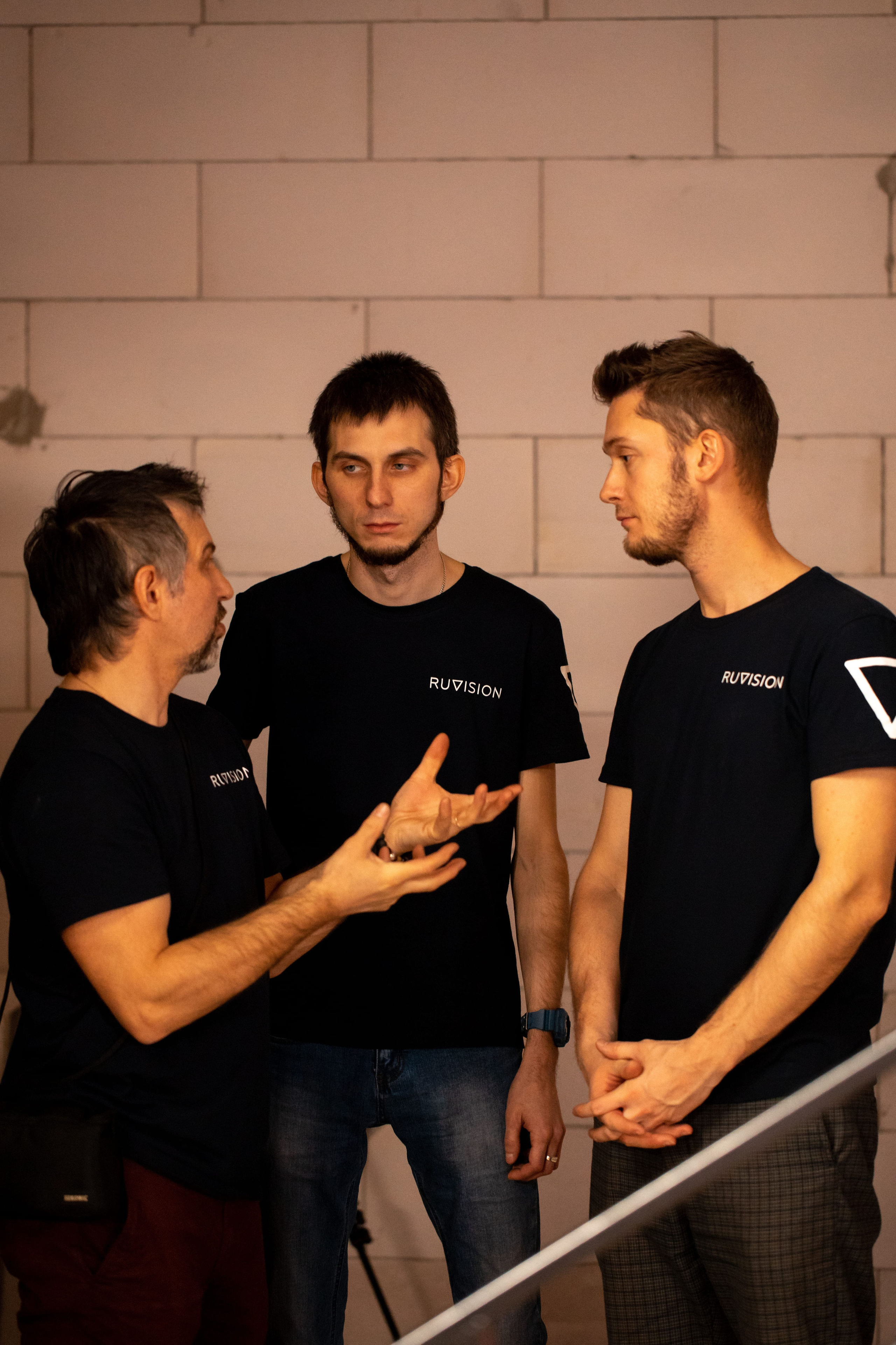 Просто Бизнес. Медиапродакшн Ruvision — wow-презентация вашего бизнеса