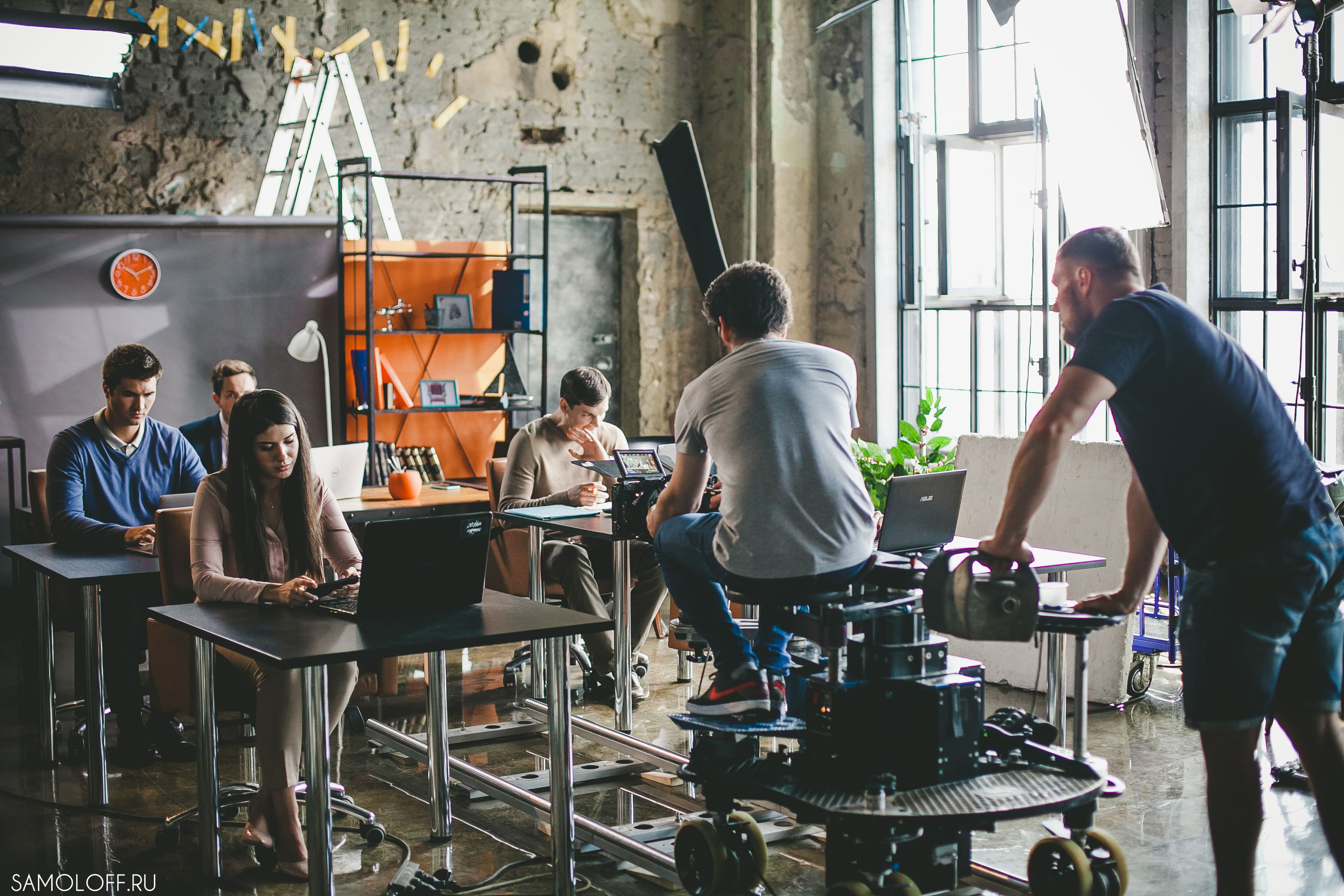 Давай поменяемся. Медиапродакшн Ruvision — wow-презентация вашего бизнеса