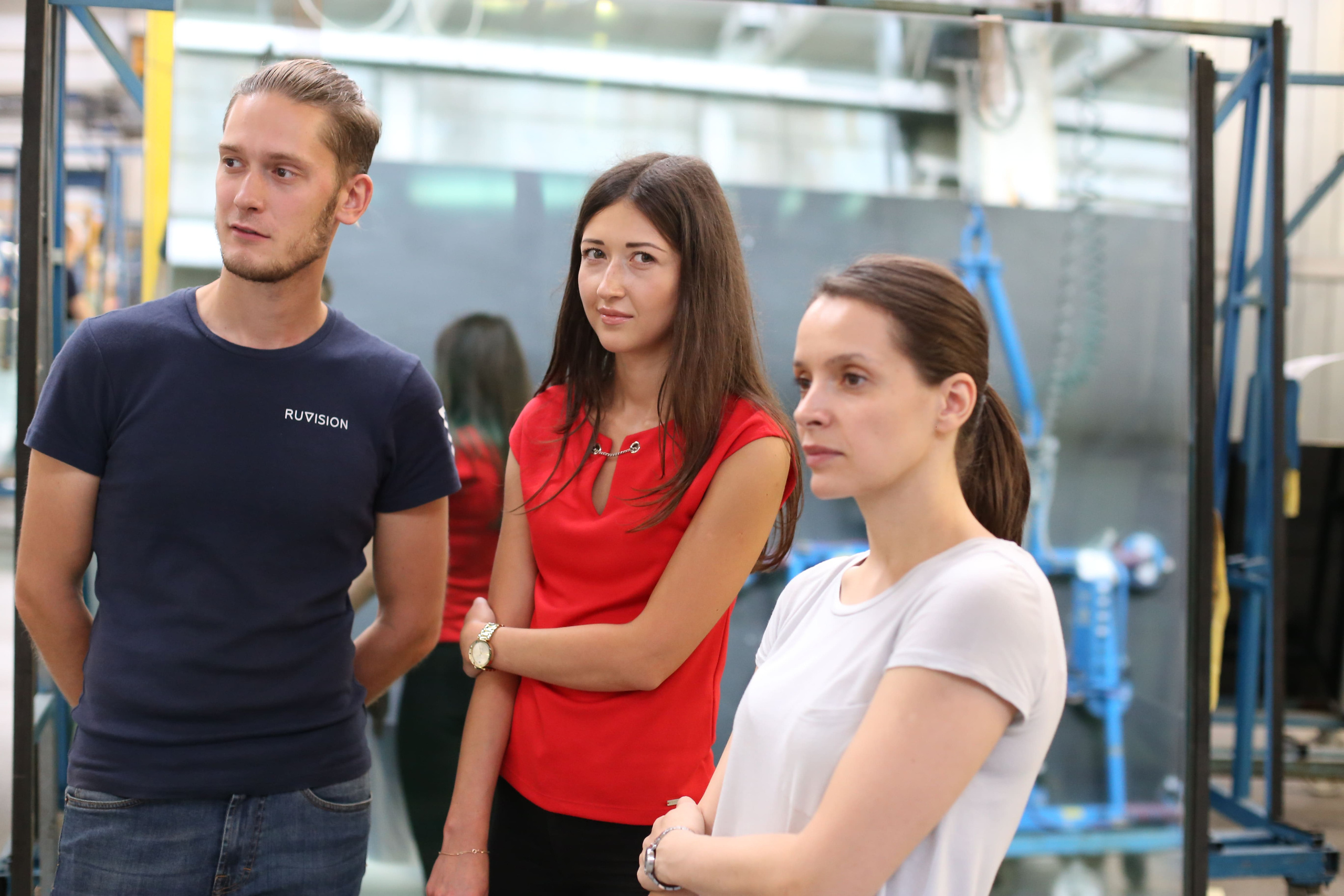 Modern Glass. Медиапродакшн Ruvision — wow-презентация вашего бизнеса