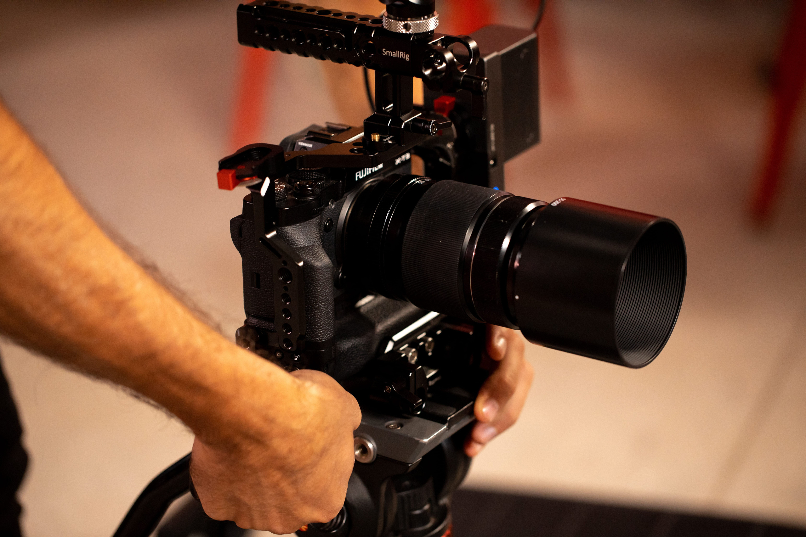 Просто Бизнес. Медиапродакшн Ruvision — wow-презентация вашего бизнеса