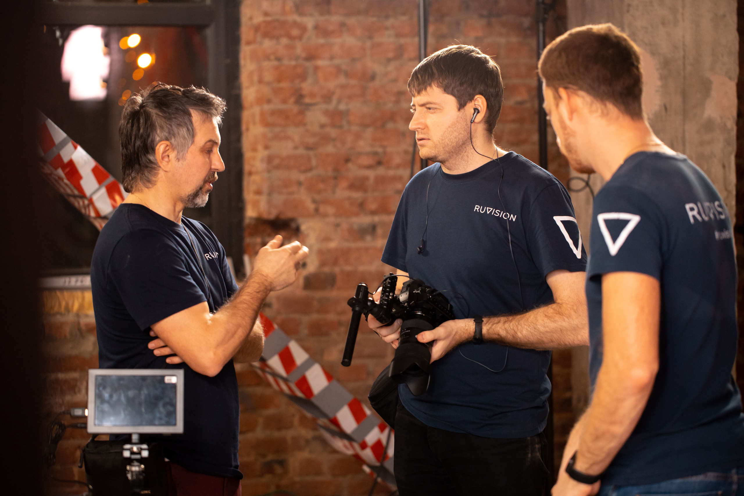 Просто Бизнес. Медиапродакшн Ruvision — wow-презентация вашего бизнеса