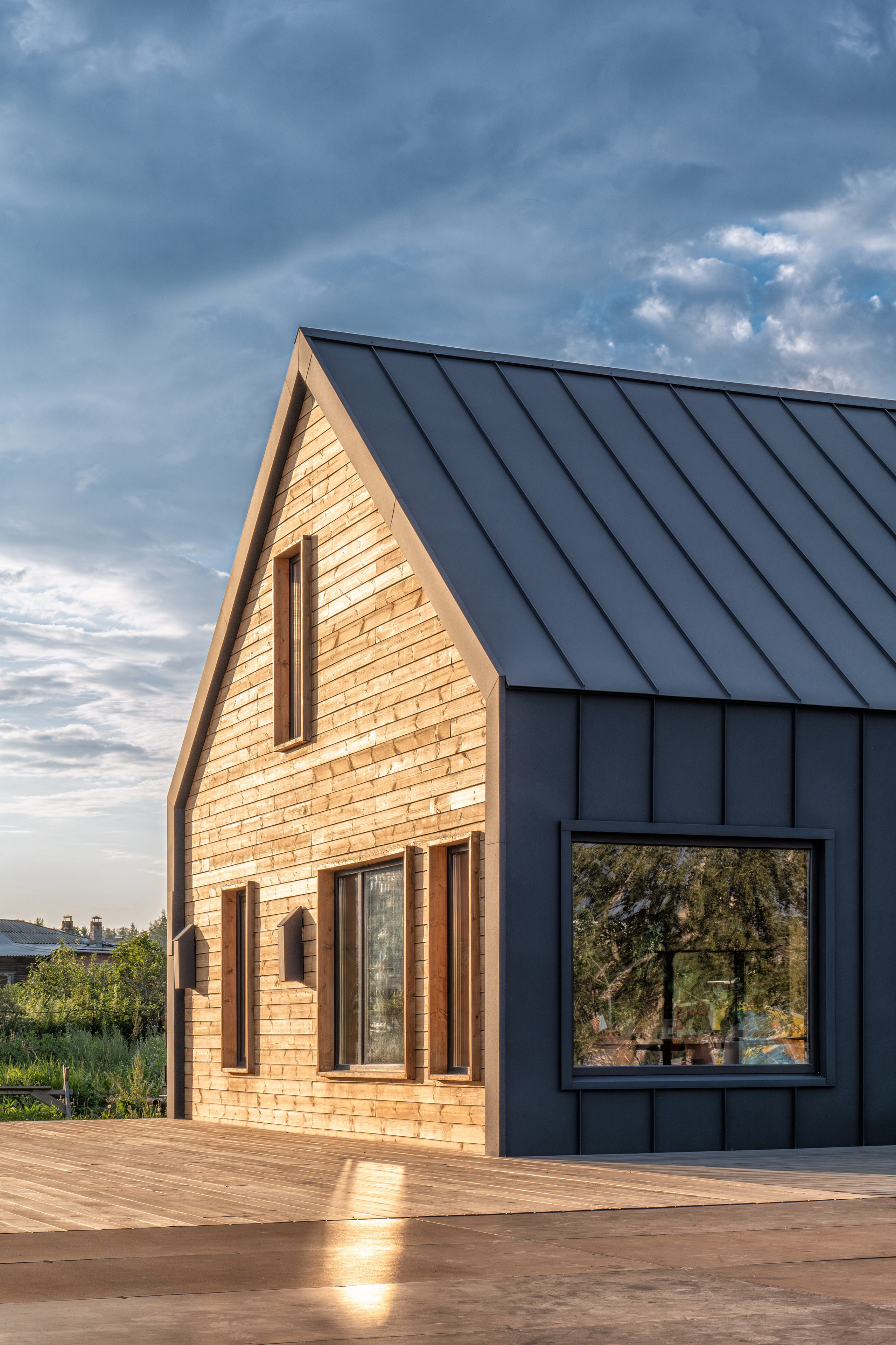 Кафе в городе Ревда. Водная станция. Интерьерный фотограф. Фотограф архитектуры