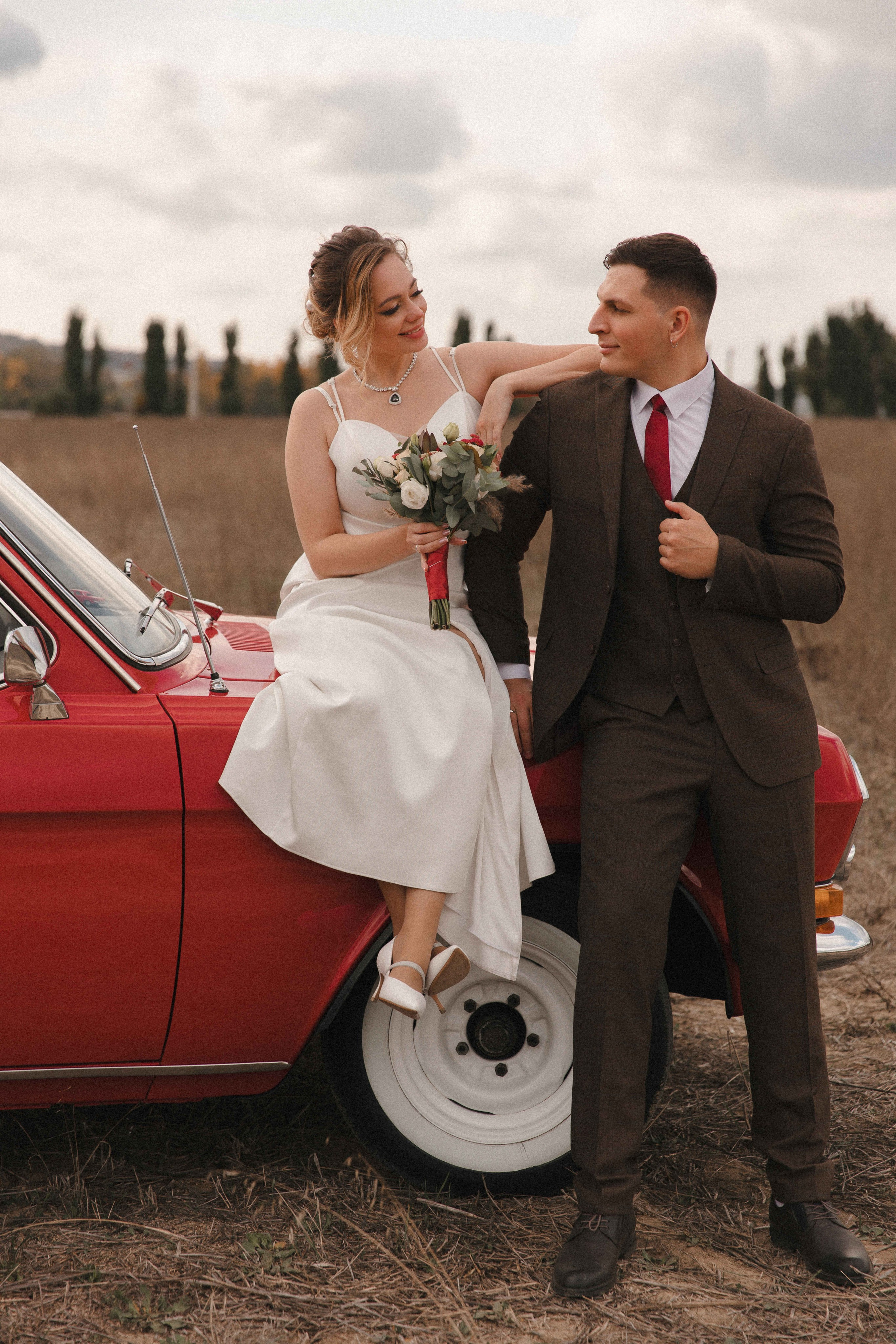 ''Волга — корабль любви''. Свадебный видеограф в Крыму Алина Мироманова