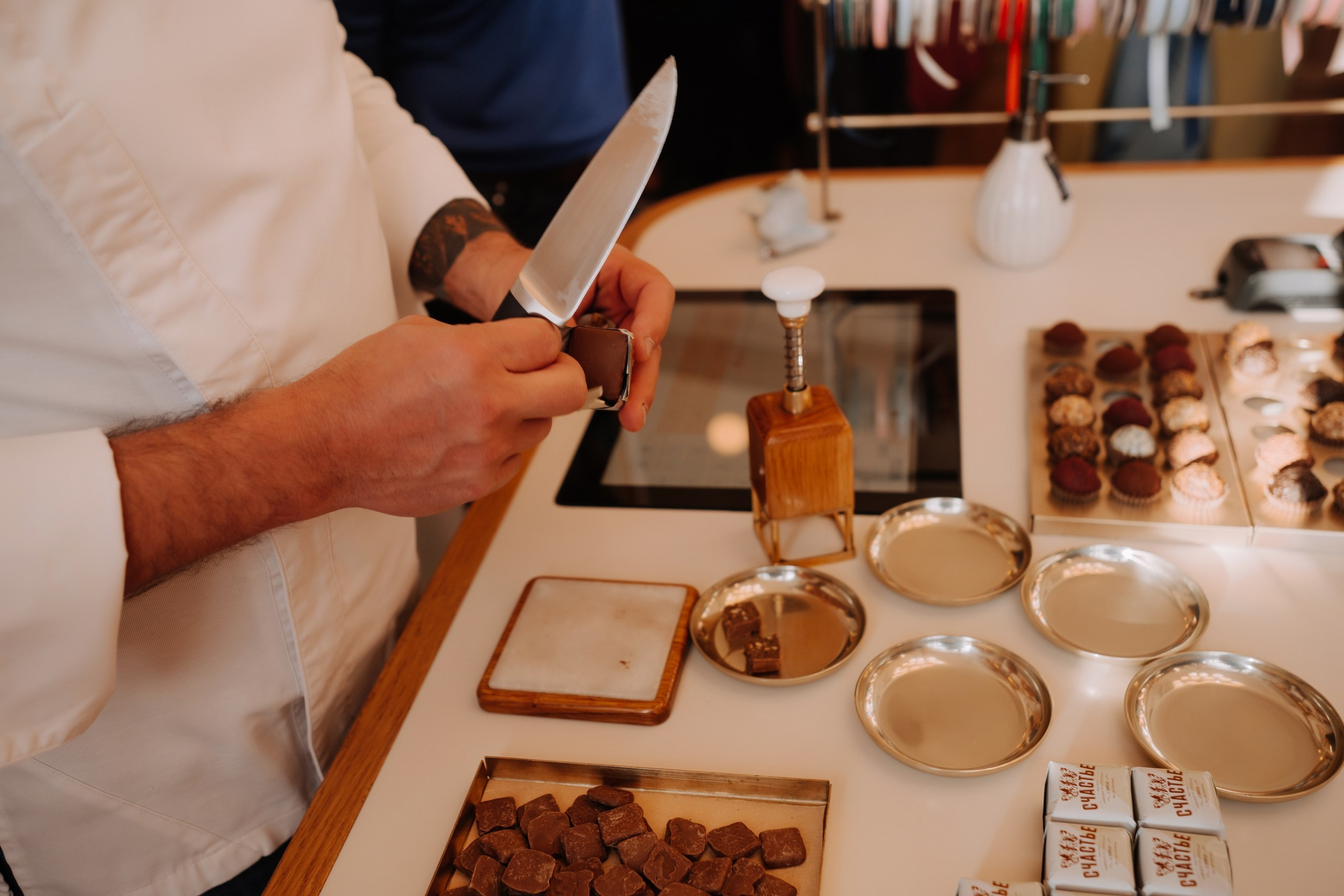 Презентация конфет Счастье. Night2Day Санкт-Петербург