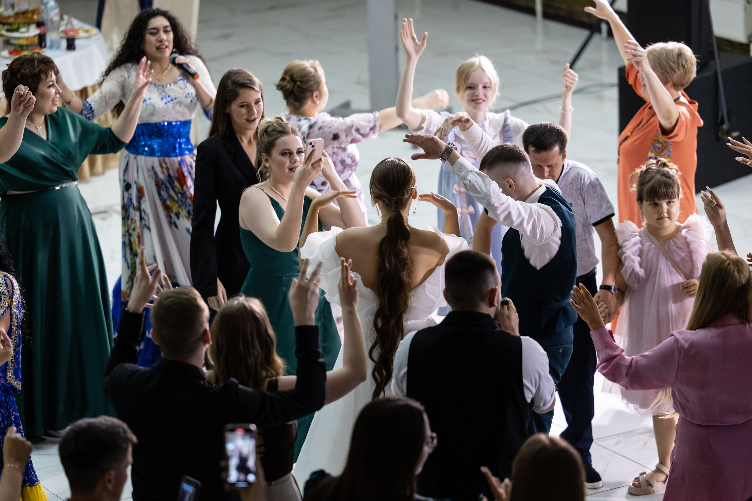 Vladislav & Daria. Фотограф свадебный, репортажный, индивидуальный, фото для маркетплейсов, брендов, автосалонов