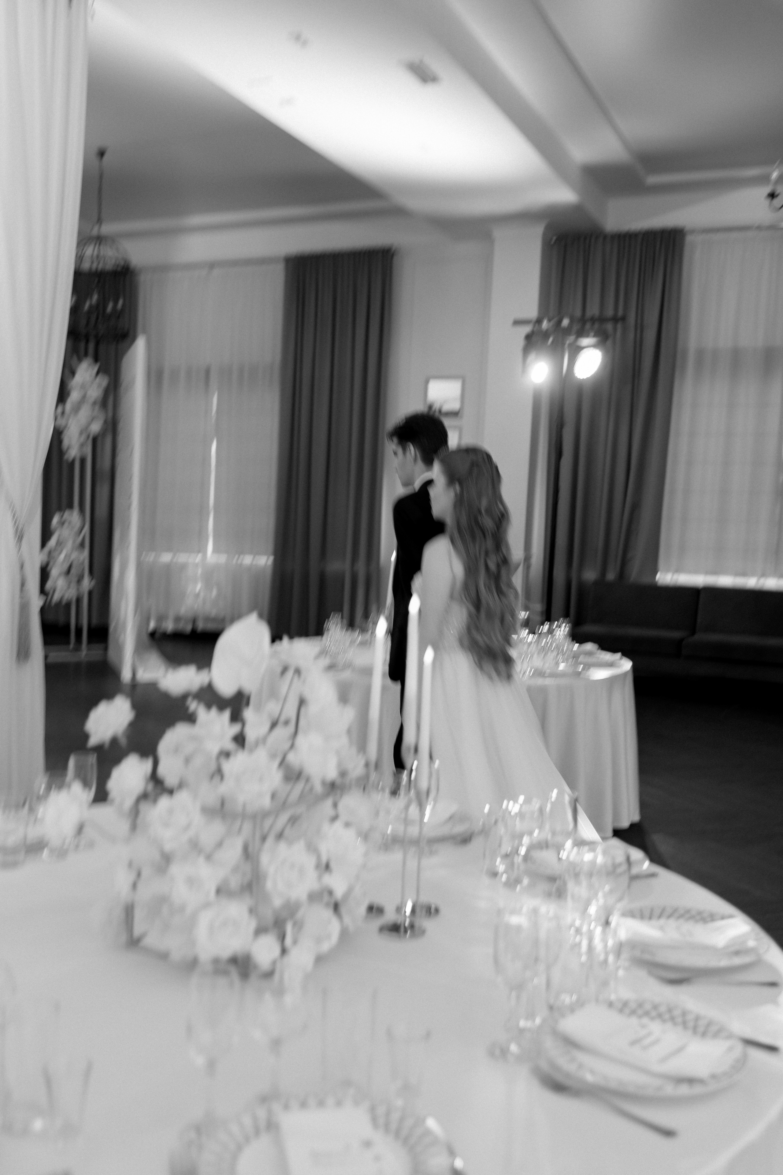 СВАДЕБНАЯ СЬЕМКА СБОРОВ В ОТЕЛЕ И ВЫЕЗД НА ЦЕРЕМОНИЮ (СНЯТО В СИБИРЕ В НИЖНЕВАРТОВСКЕ). Профессиональный фотограф, Санкт-Петербург — Виктория Богомолова