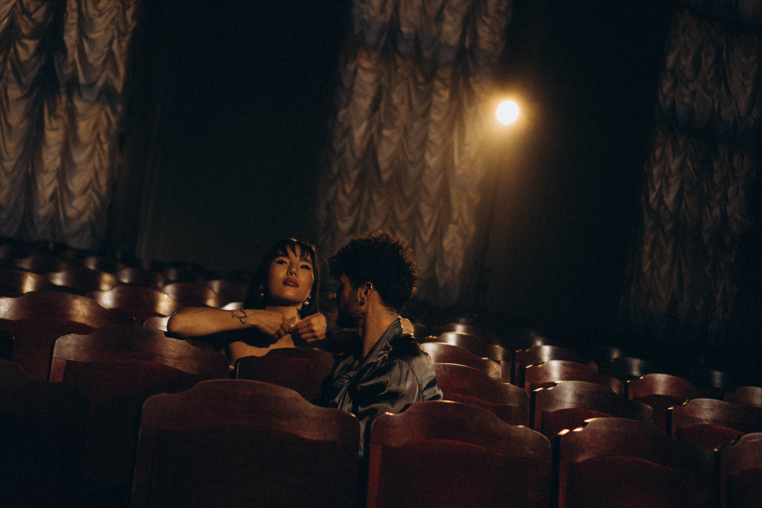 СВАБЕДНАЯ ФОТСЕССИИЯ В ОДНОМ ИЗ ЗАЛОВ НИКОЛАЕВСКОГО ДВОРЦА. Профессиональный фотограф, Санкт-Петербург — Виктория Богомолова