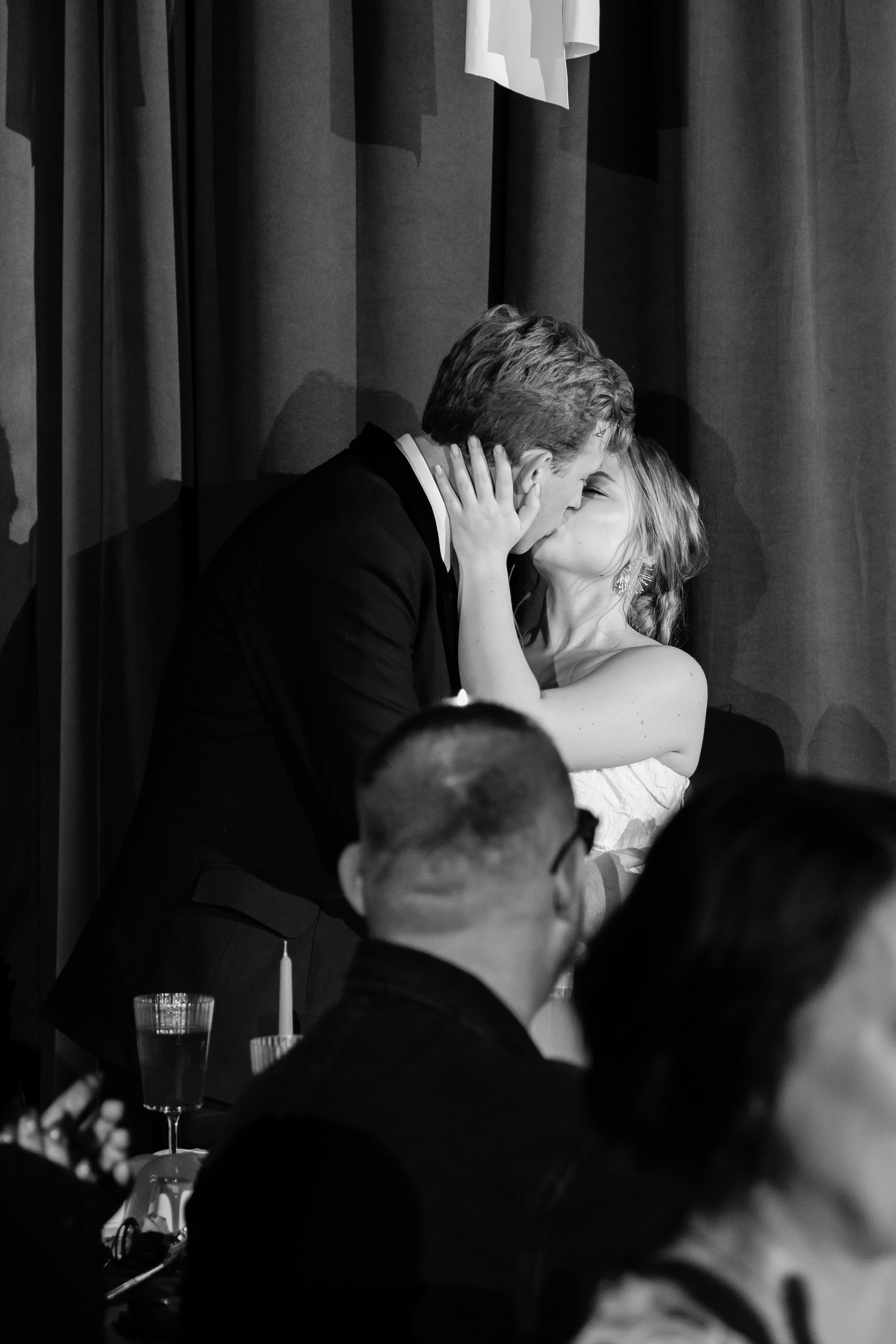 Свадьба в Amore. Свадебный фотограф Челябинск Полина Чеботарь