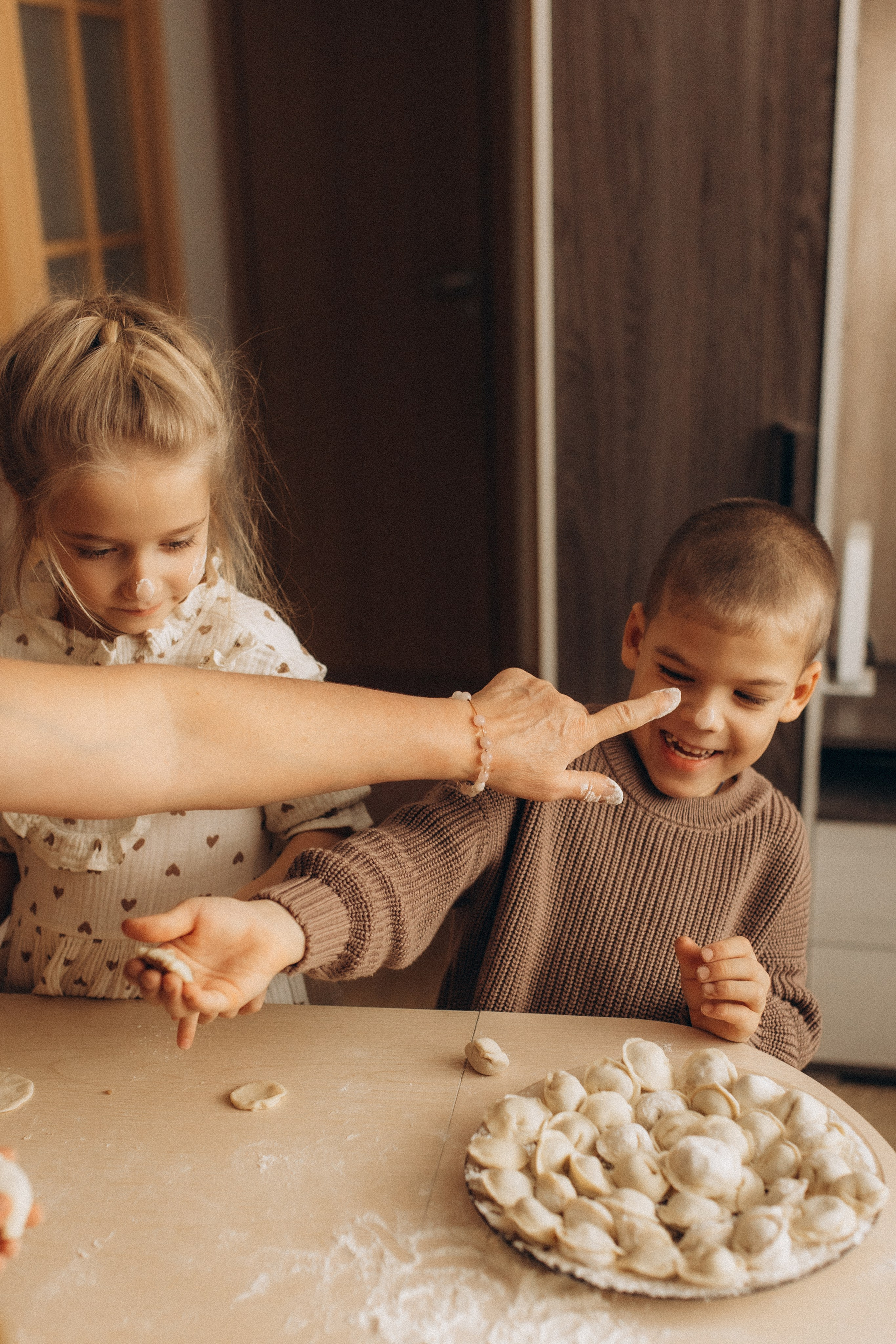 Домашняя история. Семейный фотограф lifestyle в Новосибирске Елена Шпилевая