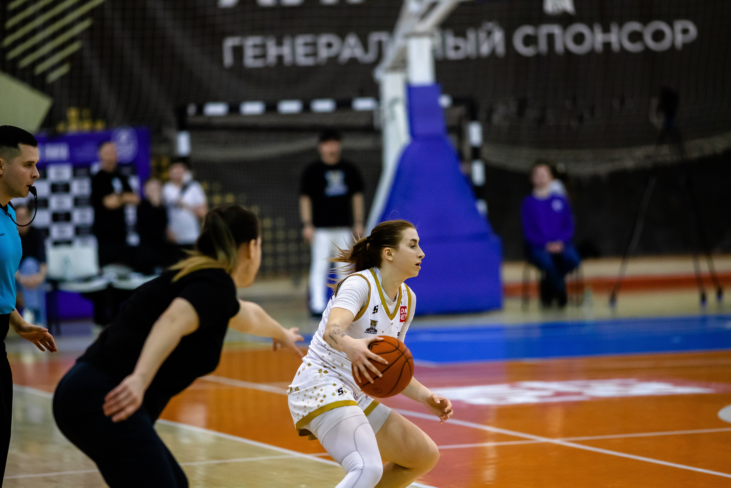 ЧГУ-Атланта — Ростов-ЮФУ / 1 игра. Фотография