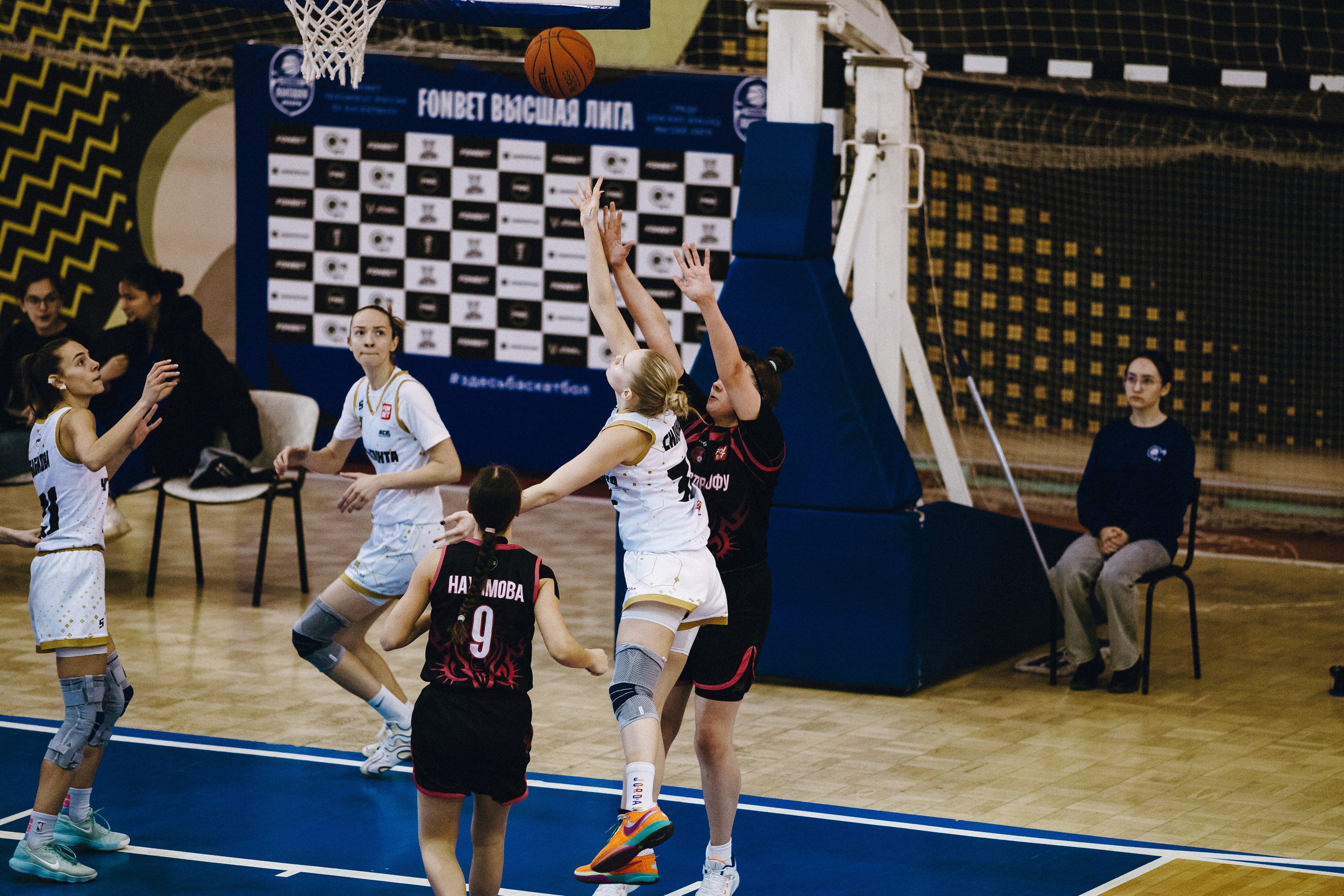 ЧГУ-Атланта — Ростов-ЮФУ / 2 игра. Фотография