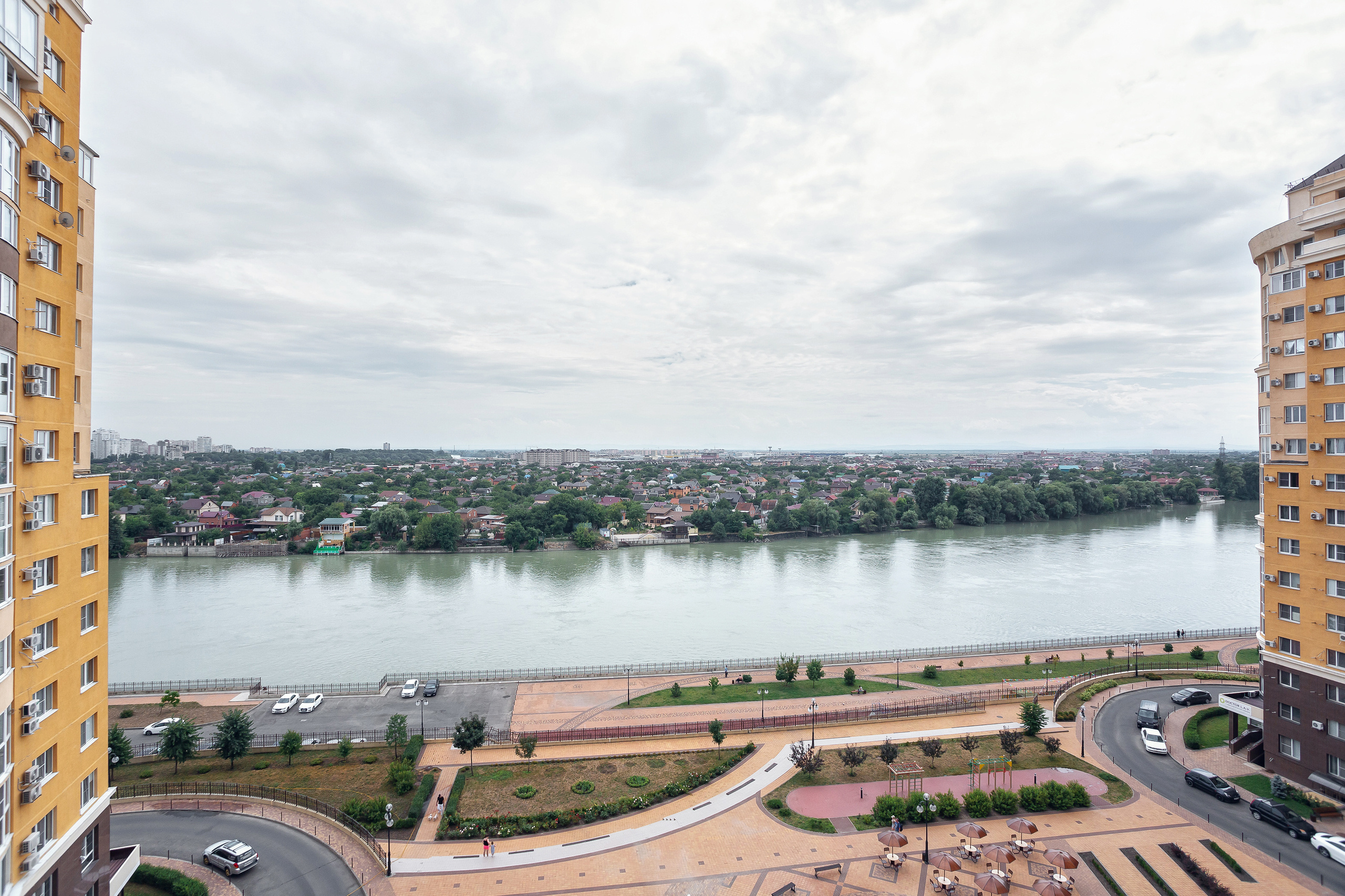 Двухкомнатная квартира. Свадебный и семейный фотограф Ворожейкин Олег. Фотографирую во Владиво