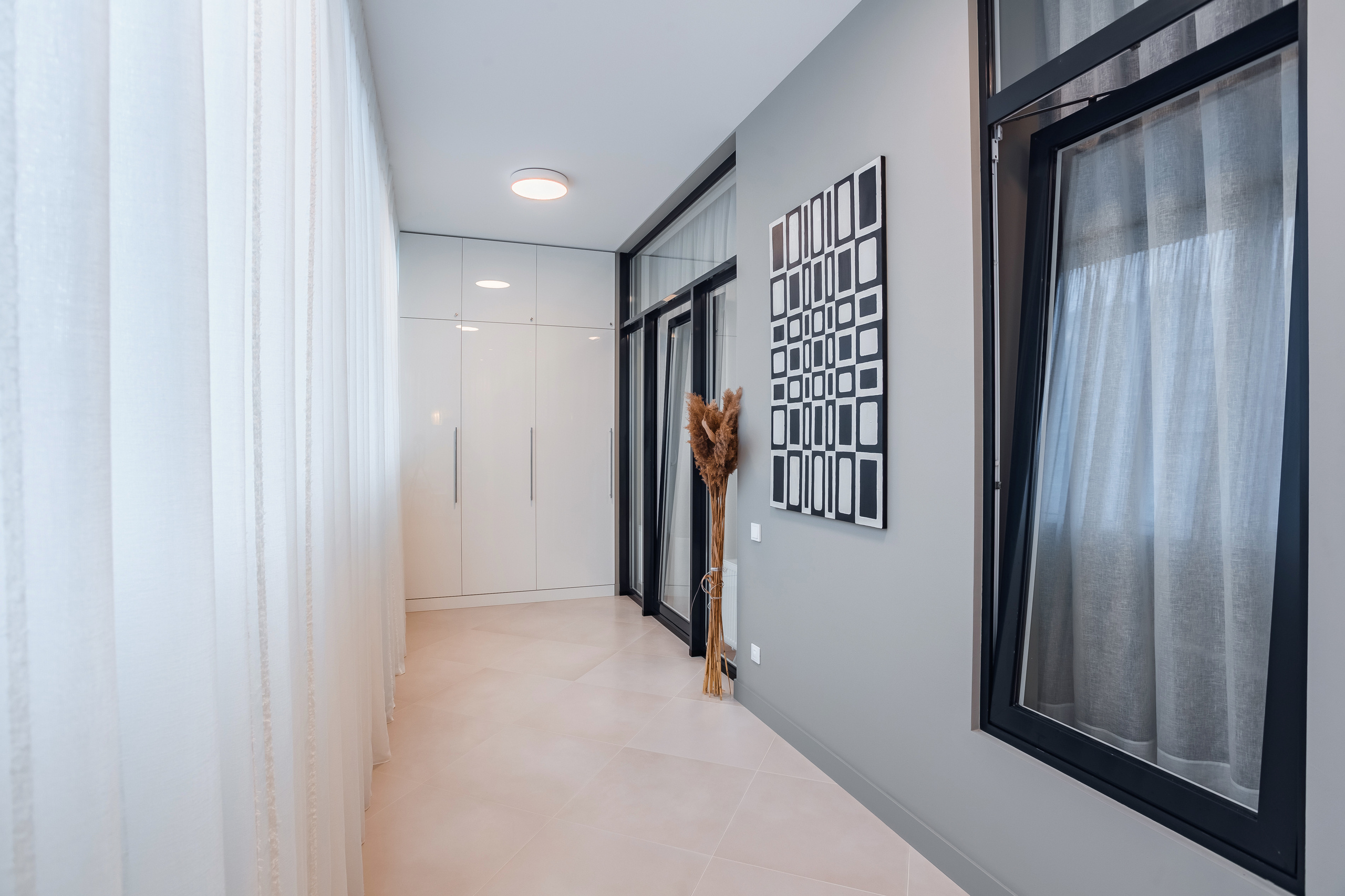 Двухкомнатная квартира. Свадебный и семейный фотограф Ворожейкин Олег. Фотографирую во Владиво