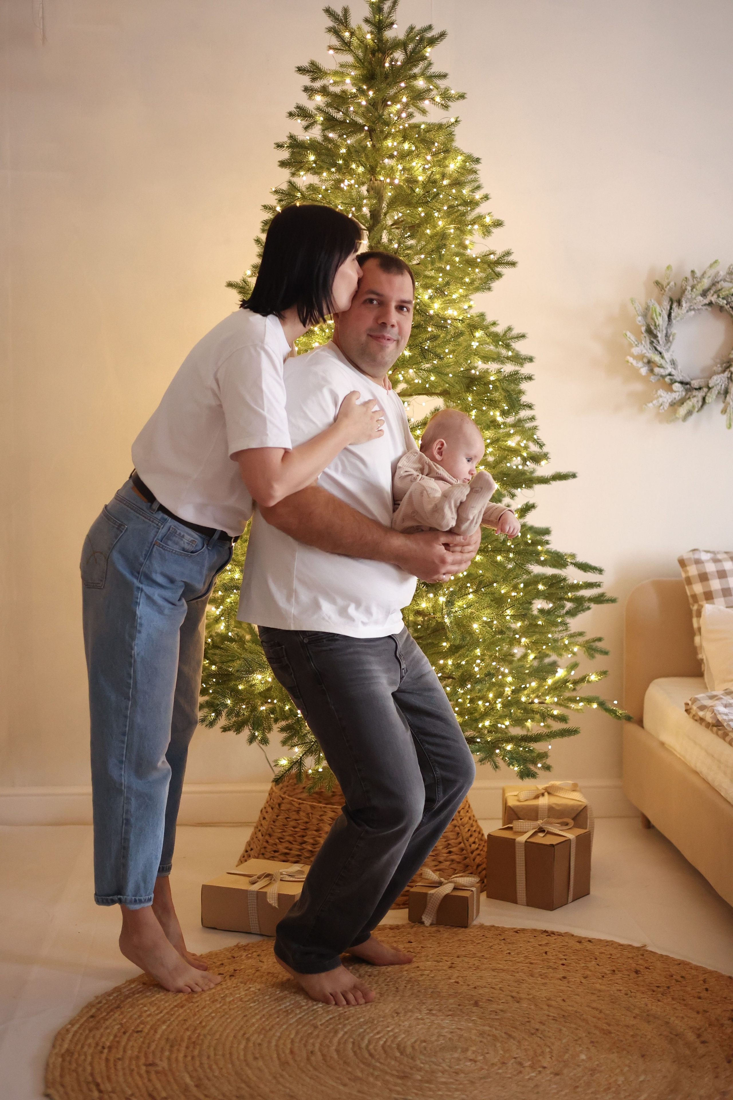 Новогодняя фотосессия. Надя, Денис и Макс. Фотограф ANNA GEREIHAN