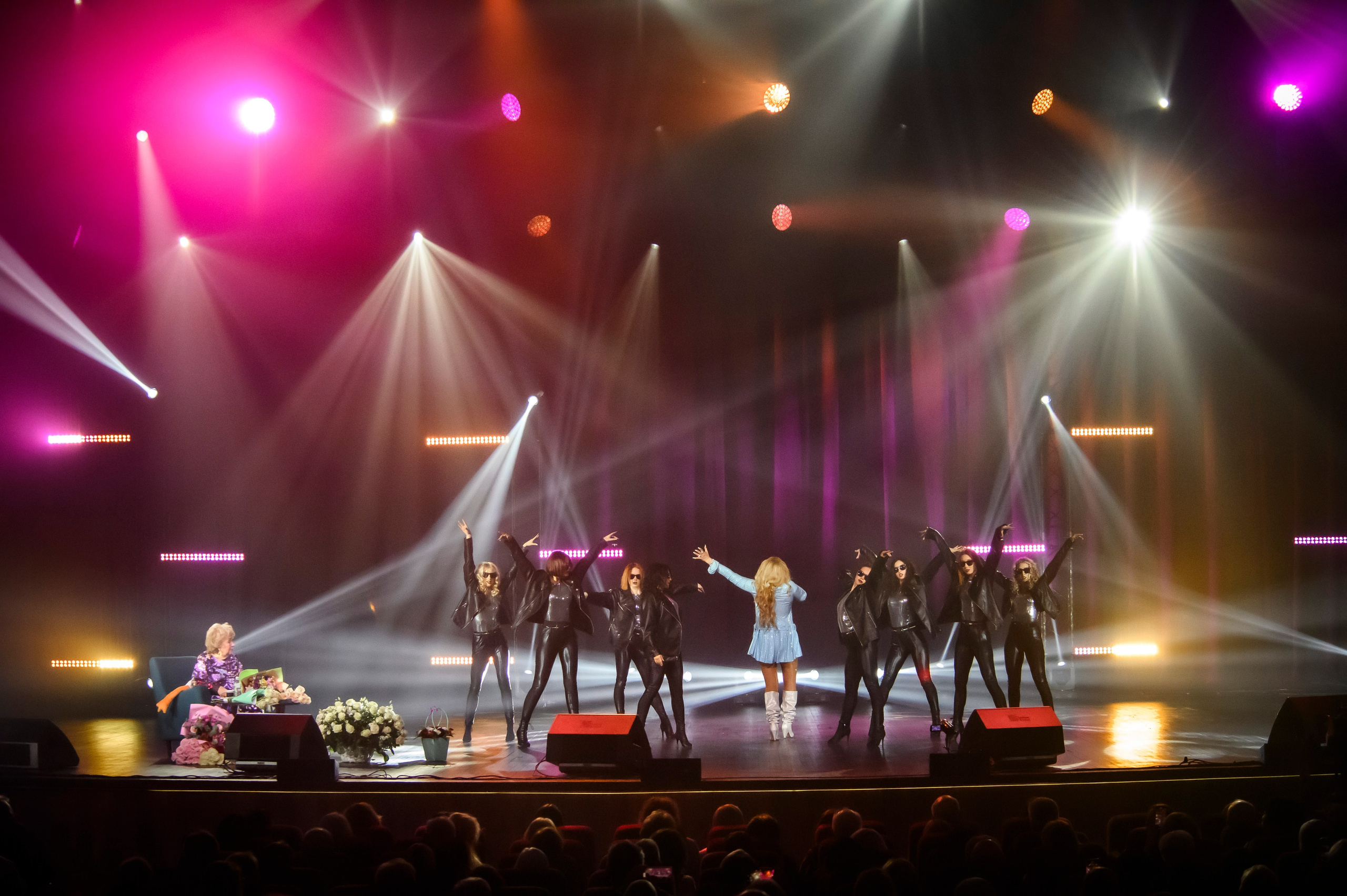 Лариса Рубальская — КЗ «Москва», Остров мечты. Бренд-фотограф для экспертов и блогеров в Москве Влада Горбовская