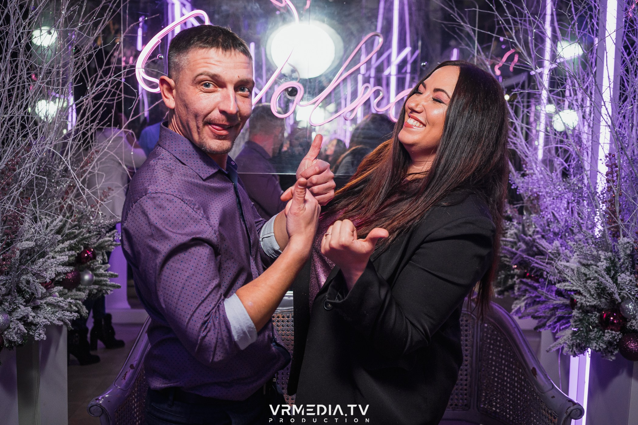 НОВОГОДНЯЯ РАЗМИНКА в караоке-баре «Volna»