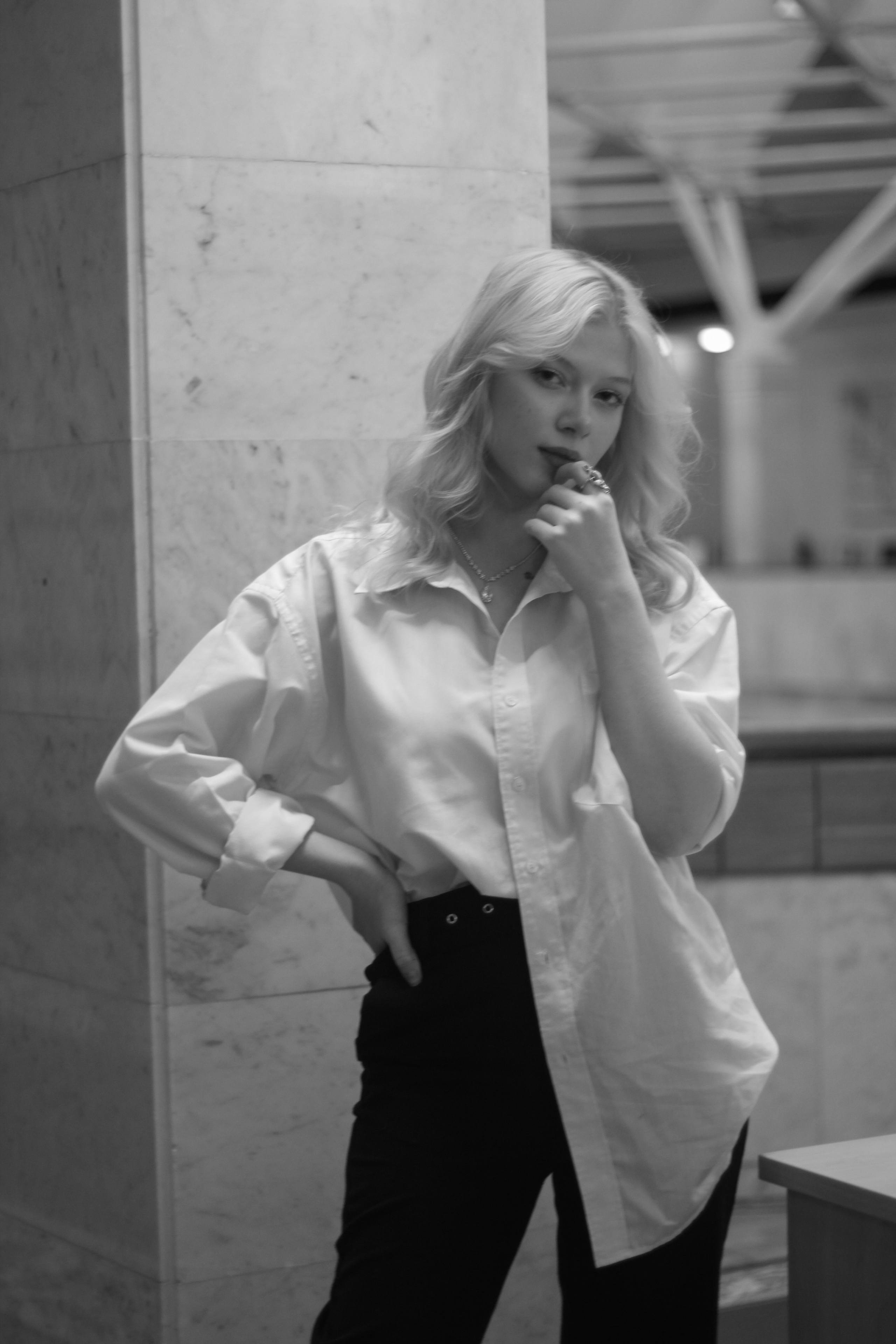 Gellia library. Портретный фотограф DanilNabody