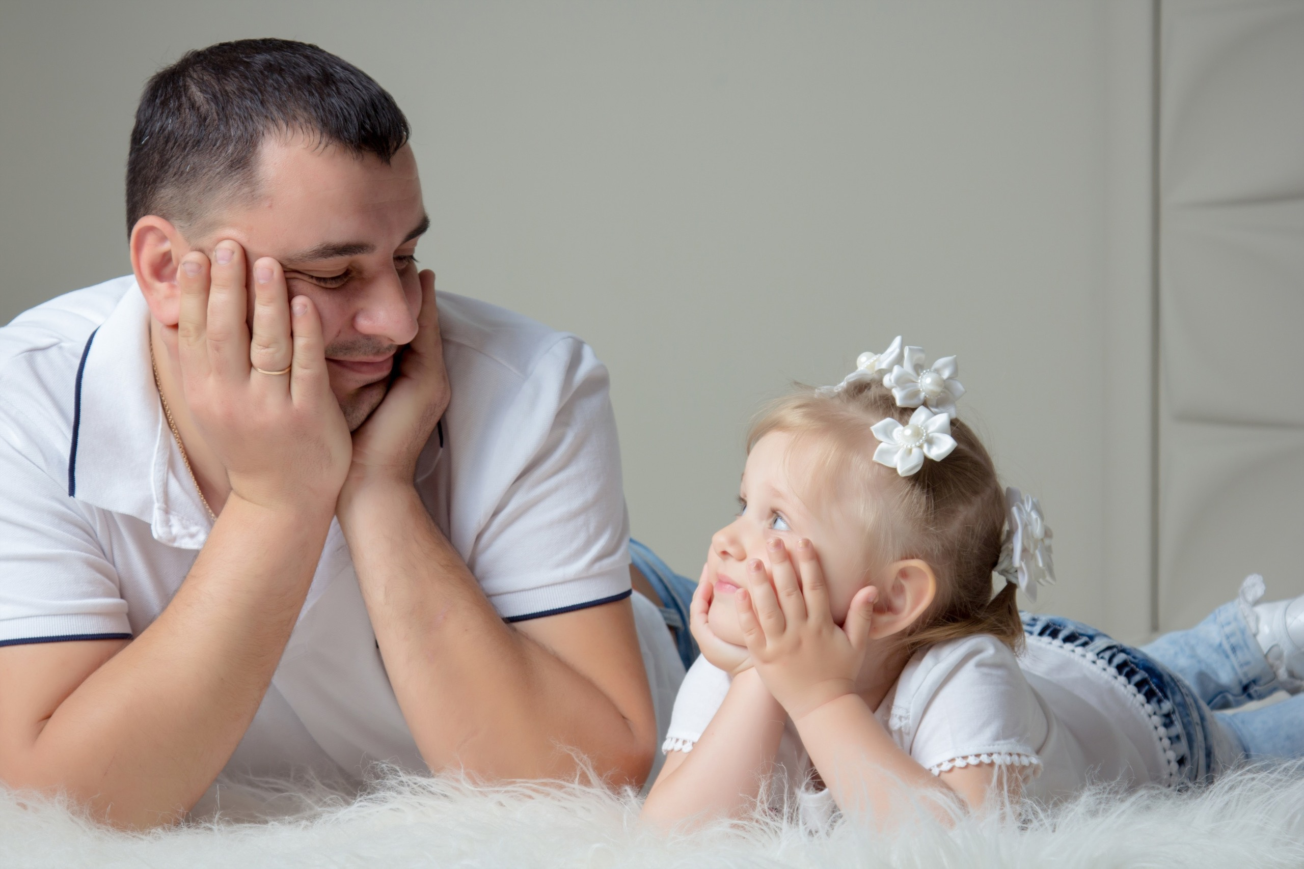 Студийная сьемка школьников. Фотограф Выпускные альбомы Таганрог Сергей Коробченко