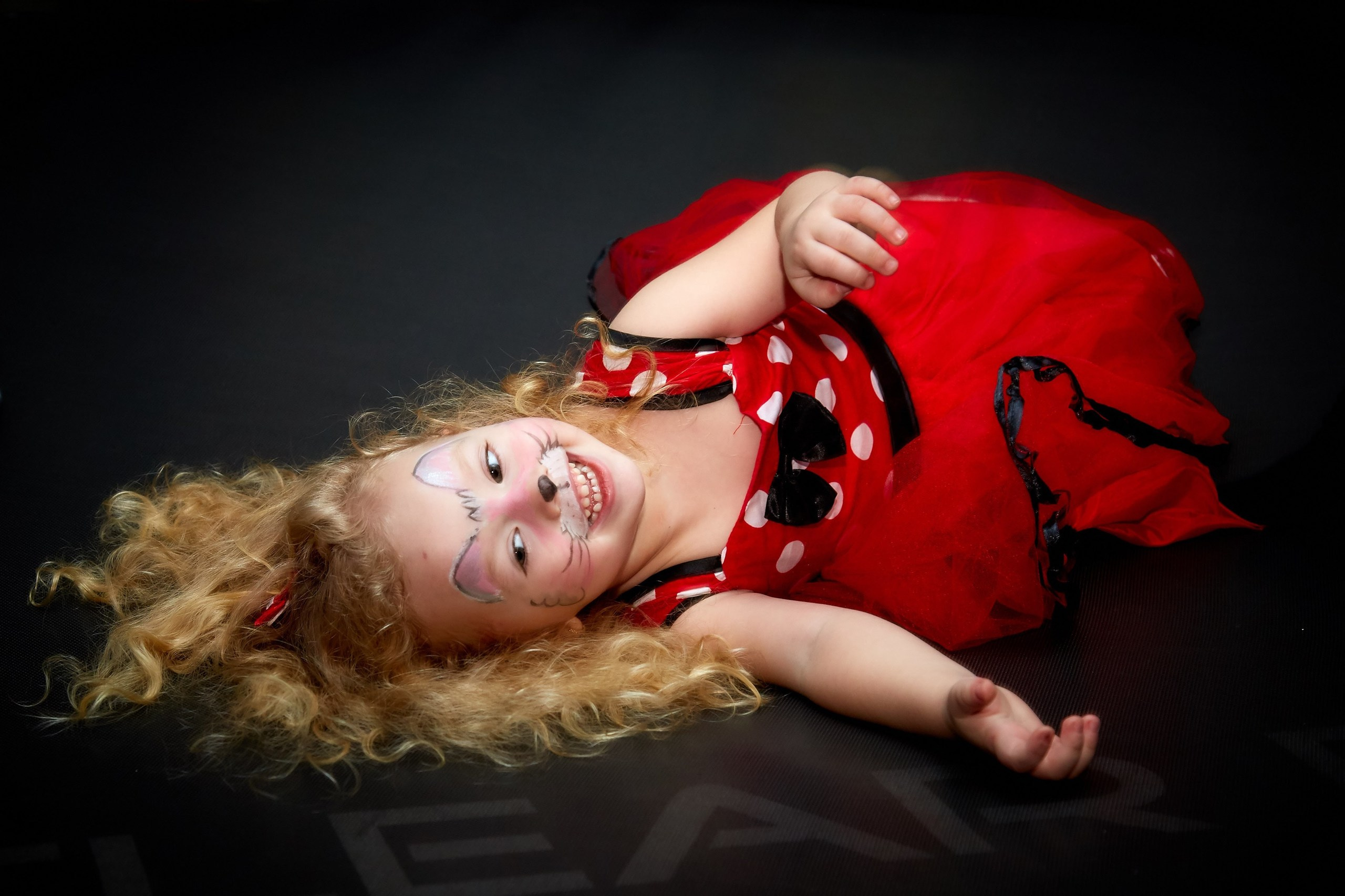 Детская репортажная сьемка. Фотограф Выпускные альбомы Таганрог Сергей Коробченко