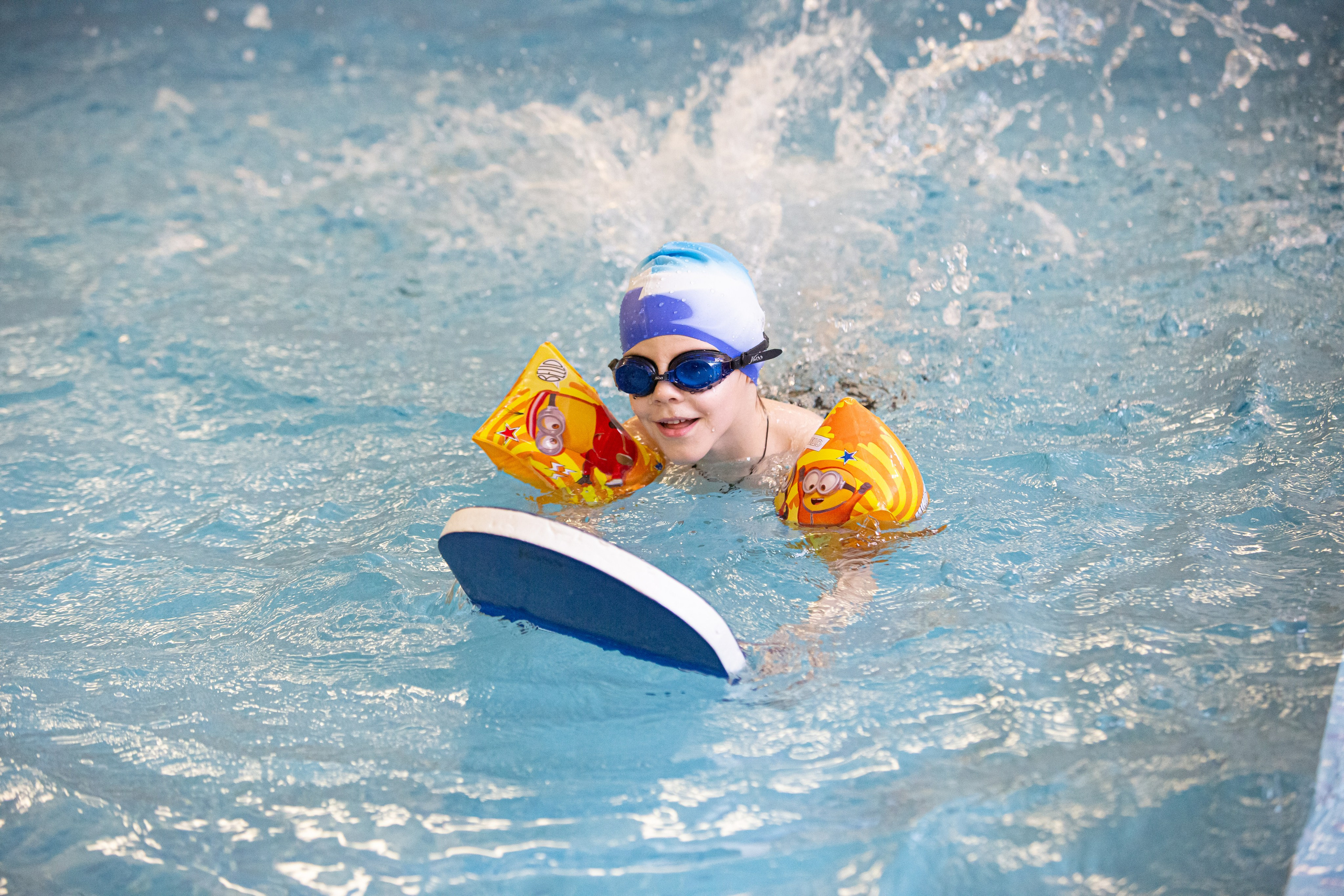 Бассейн в детском саду. Свадебный, семейный, детский фотограф в Санкт-Петербурге