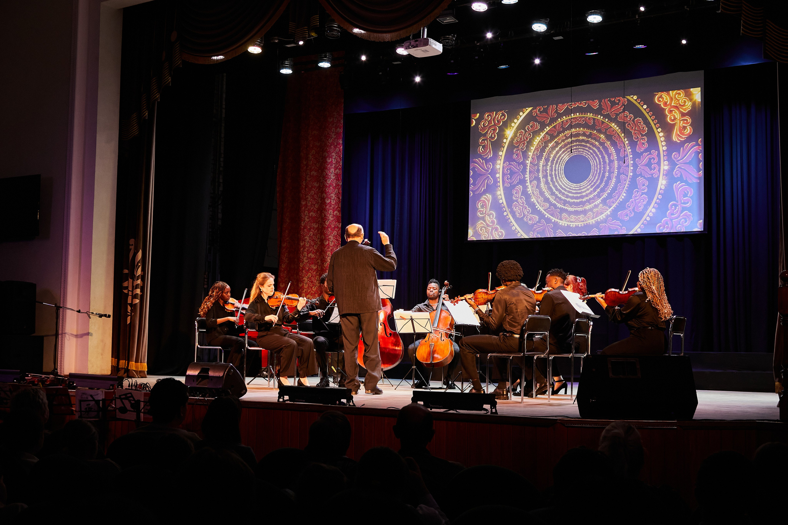 Оркестр Института культуры. Свадебный и креативный фотограф в ЮФО