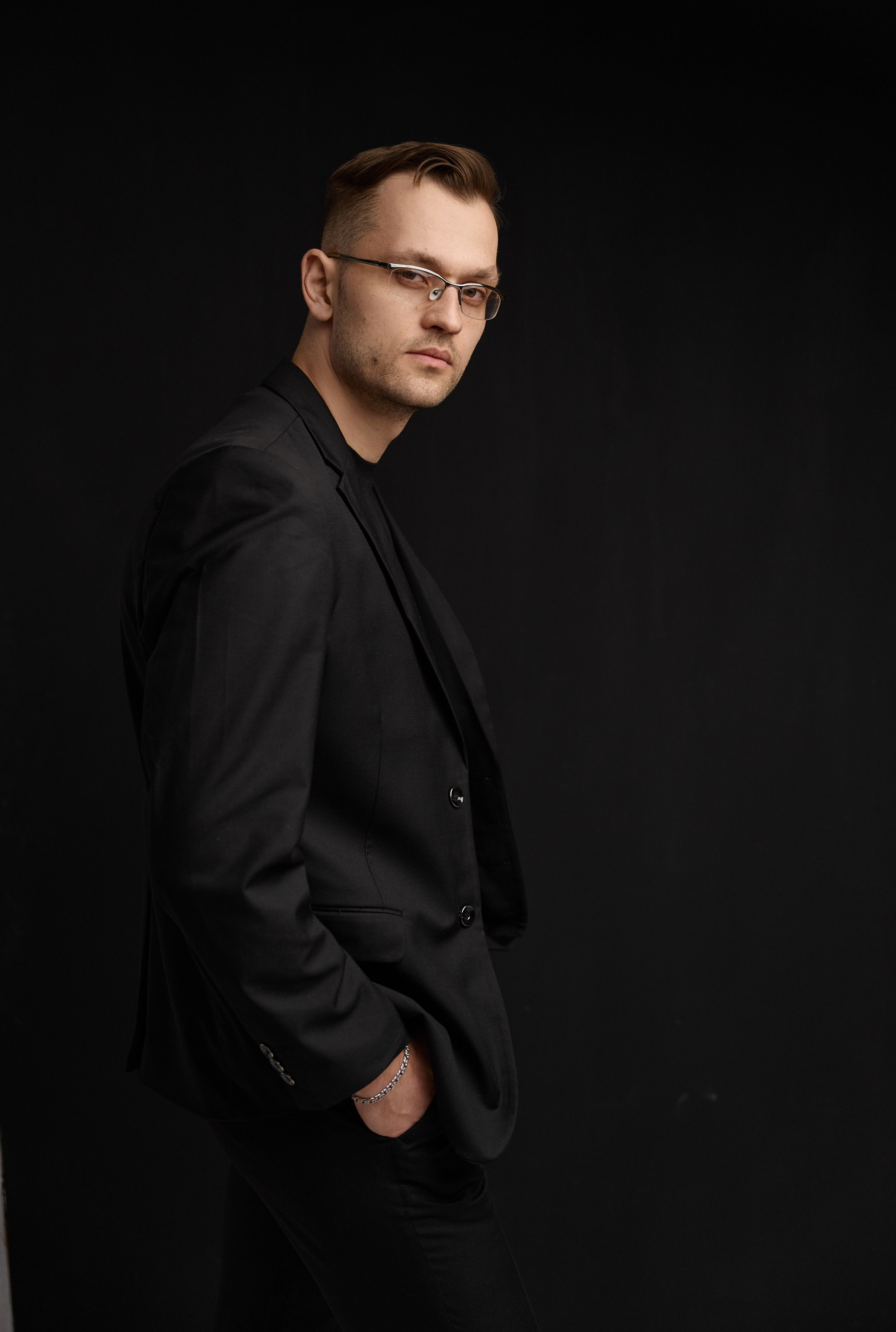 Свадебный Видеограф Виктор Васяков в Москве и Московской области