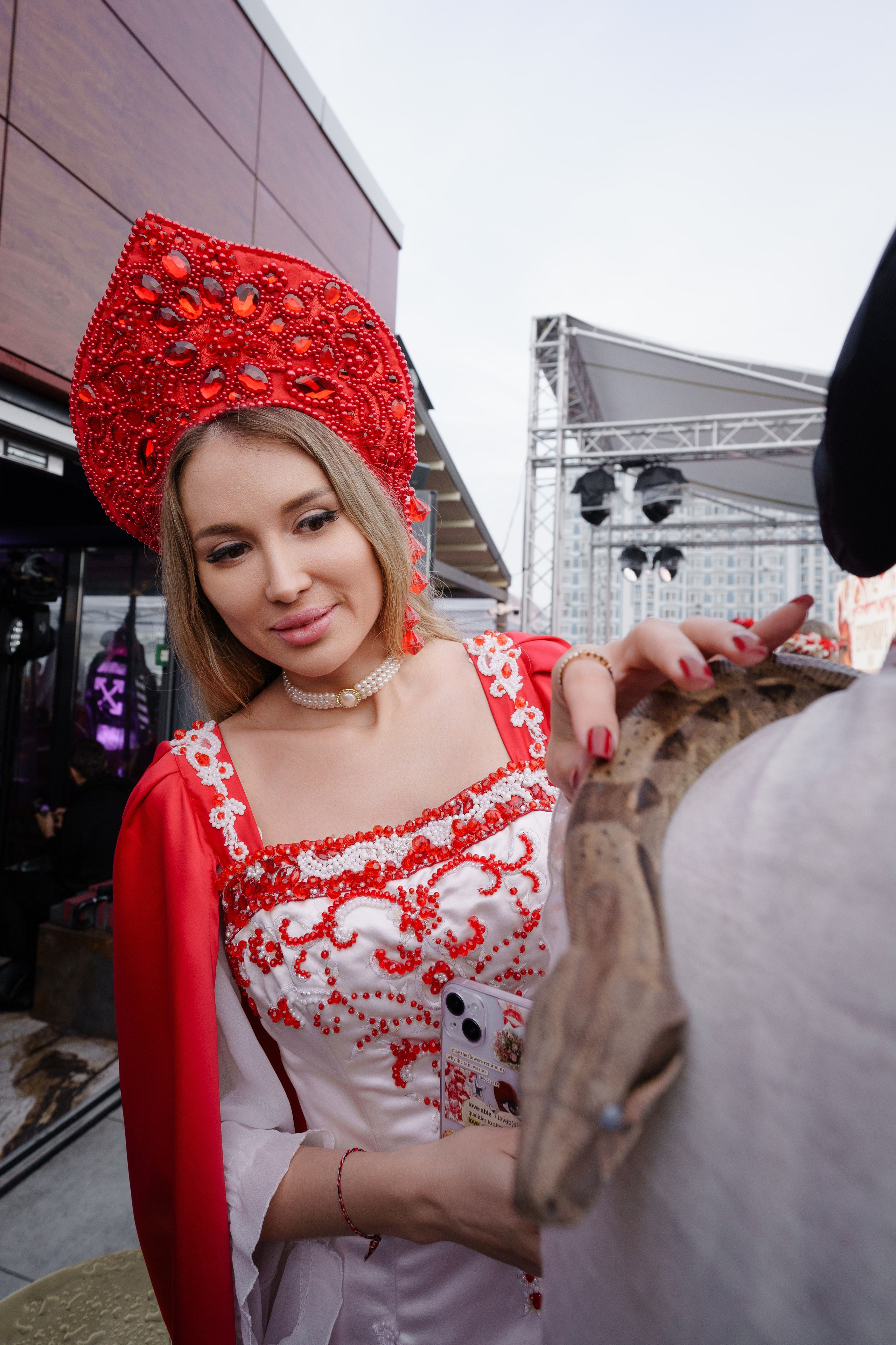 Гендер пати в славянском стиле. Репортажный фотограф в Москве Саша Дружинина