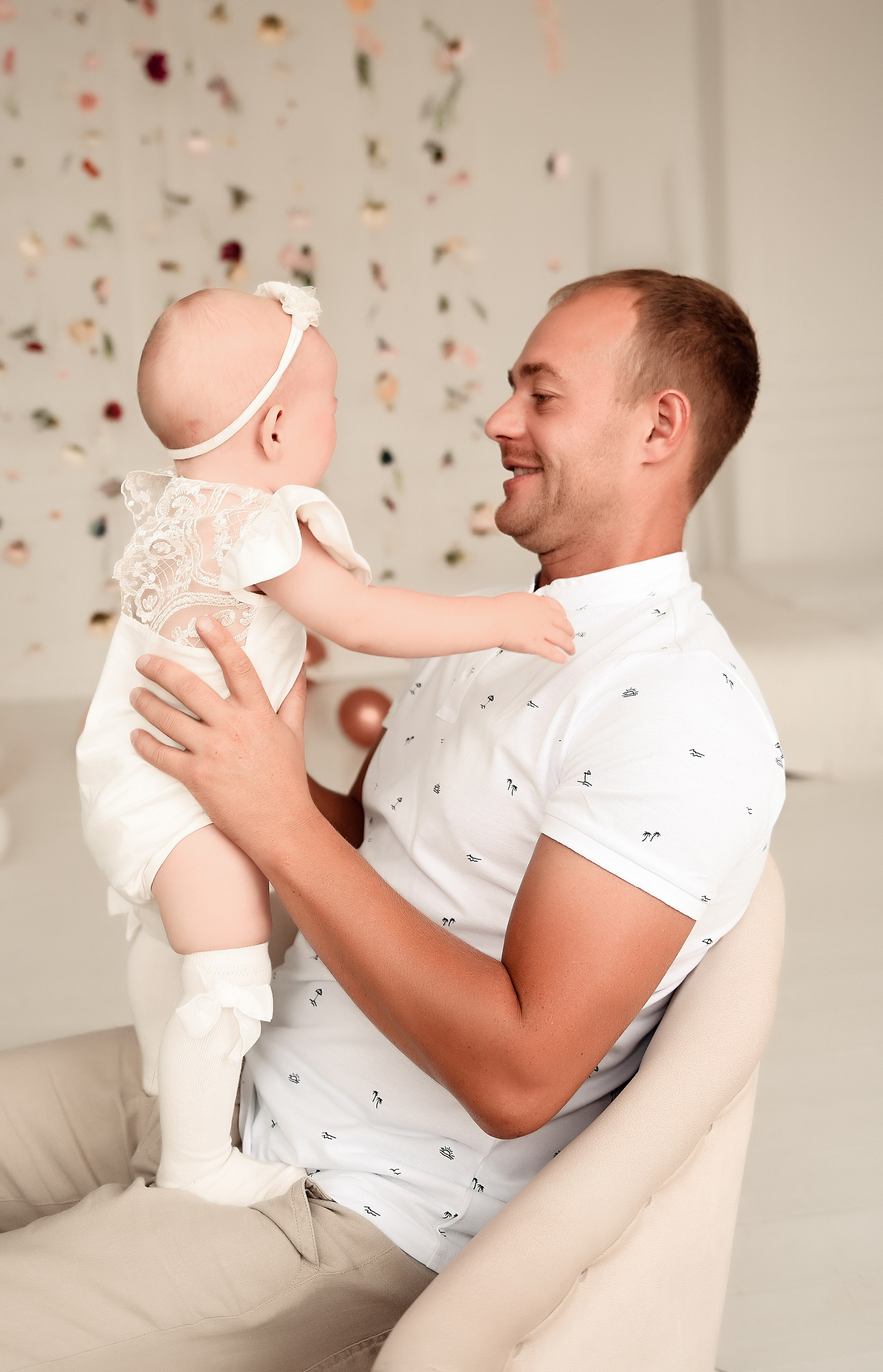 Семейная на 1 годик. Свадебный, семейный, детский, контент фотограф в Омске Максим Ильин