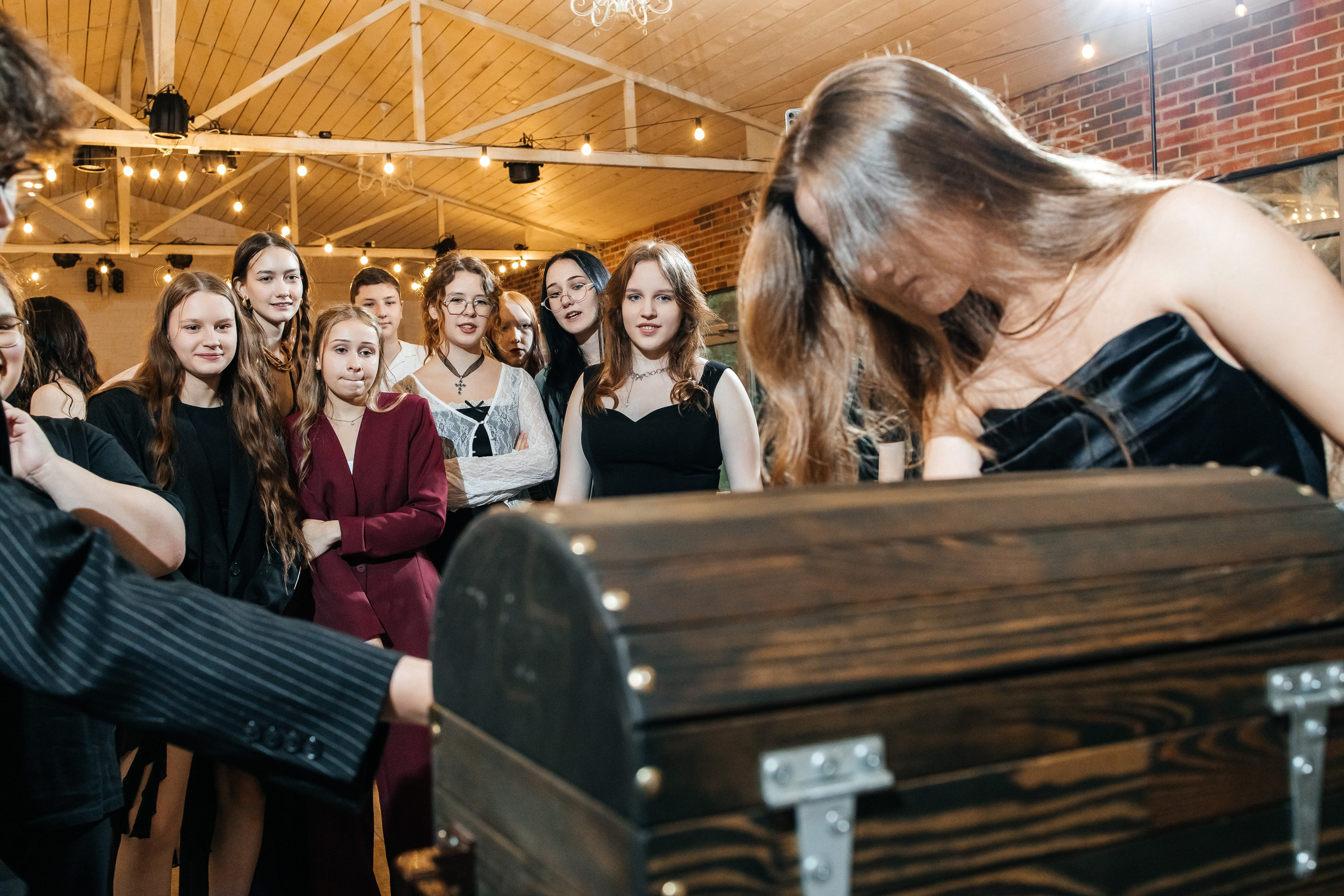 Выпускной 9 класс. Фотограф в Санкт-Петербурге Виктория Безверхая