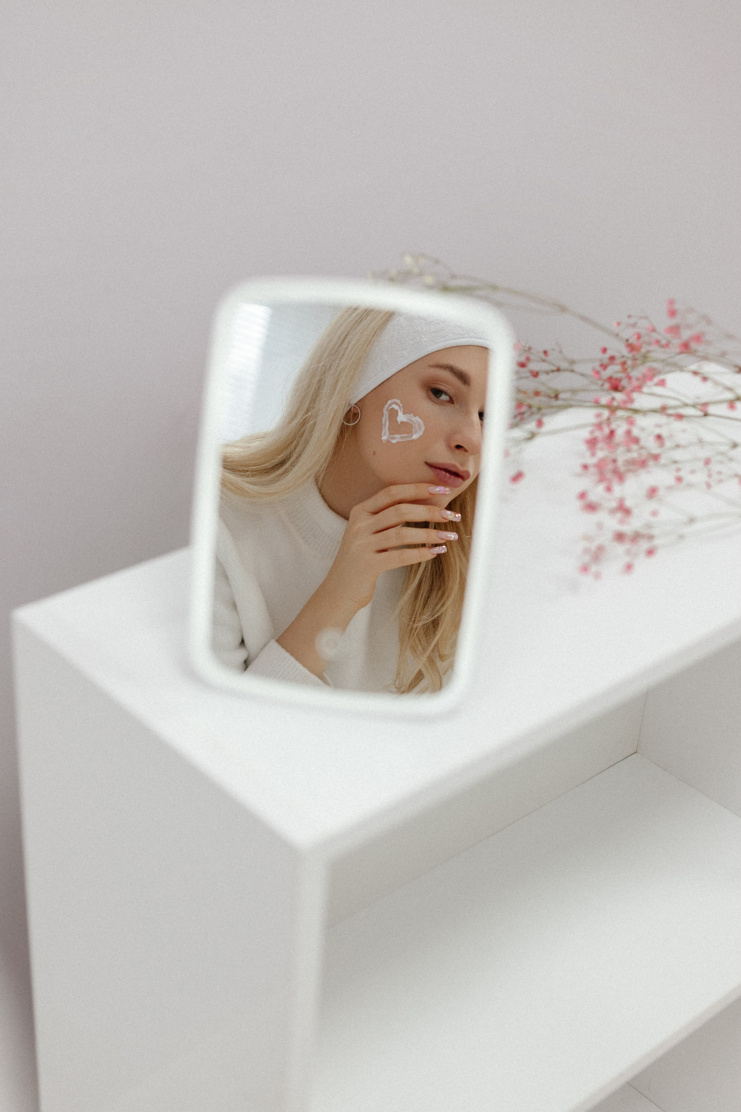 Фотосессия для студии аппаратной косметологии. Сестры Карабаза. Фотографы и ретушеры в Москве и Санкт-Петербурге