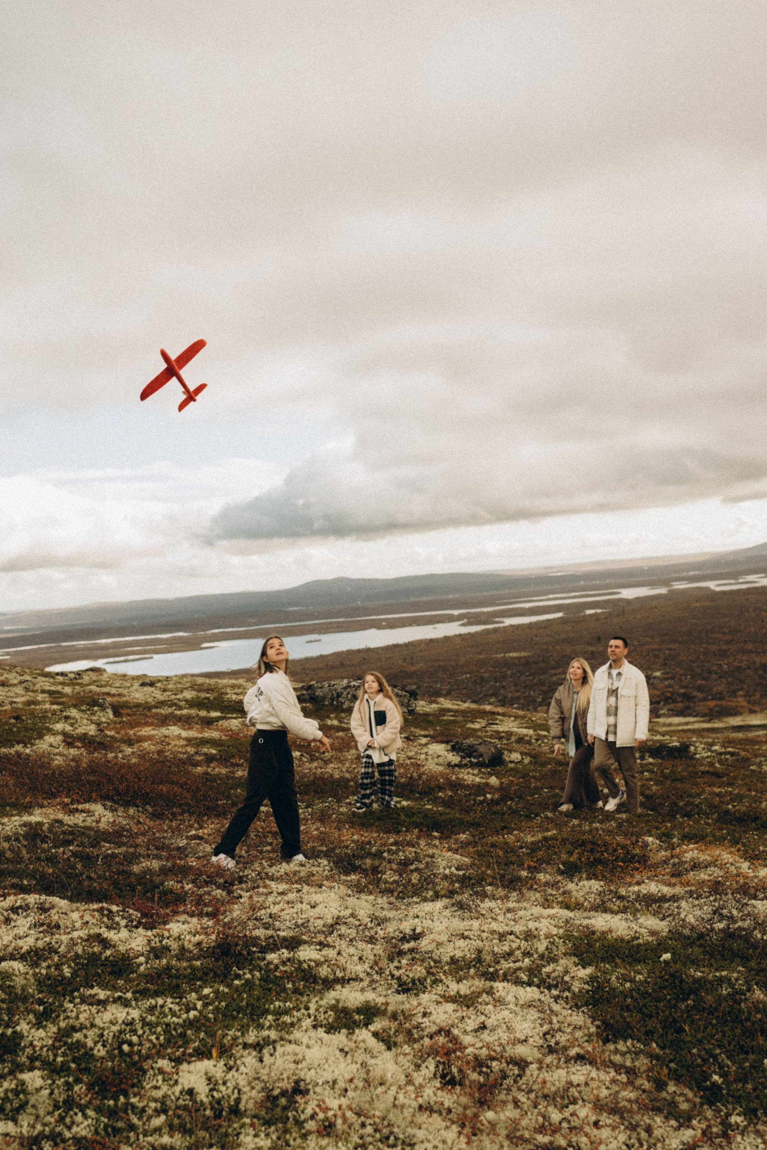 Самолетик в тундру. Семейный фотограф в Мурманске Екатерина Юшкова