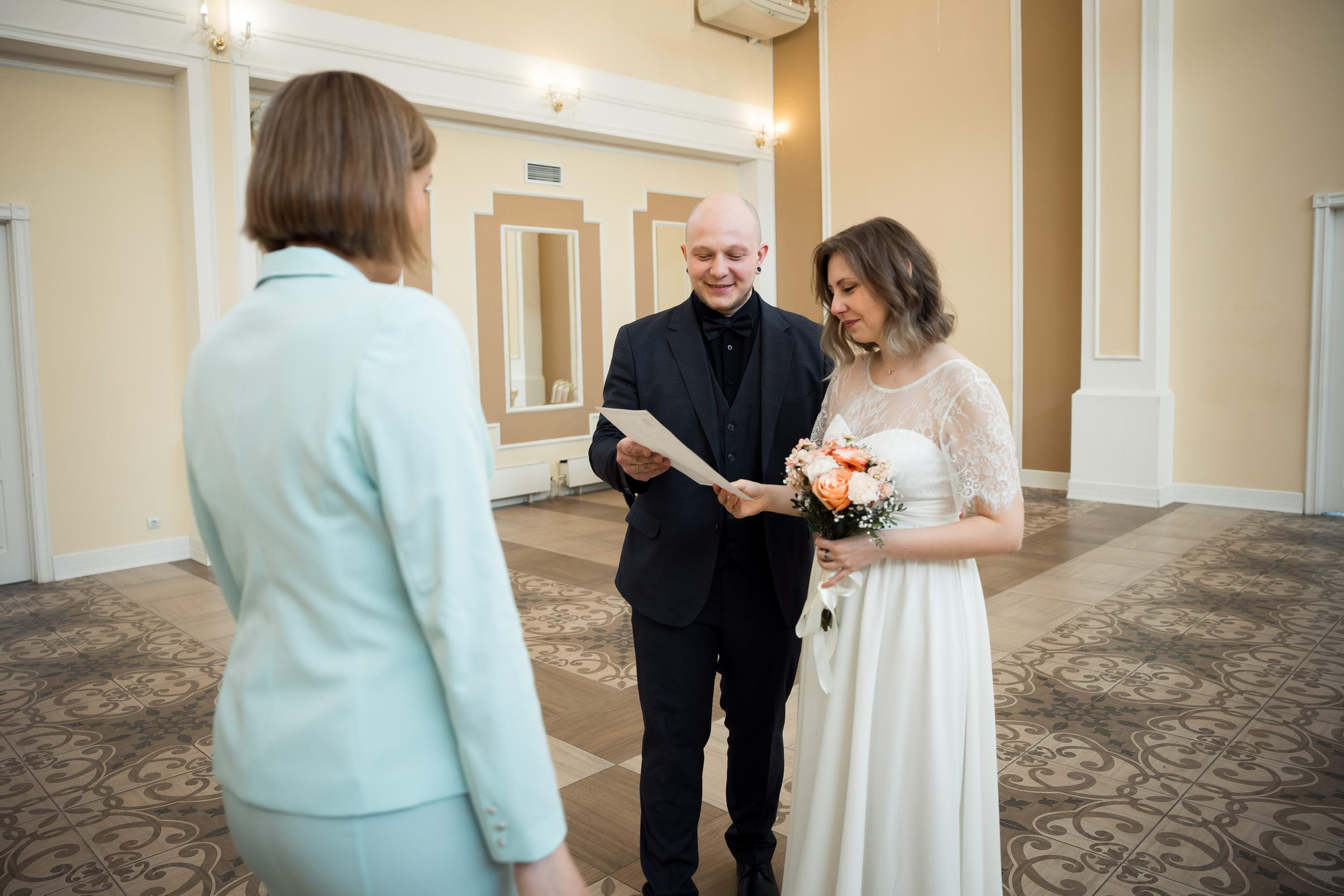 ЗАГС Калининского района. Свадебный фотограф Игорь Брундасов 8PHOTO на свадьбу венчание загс СПб