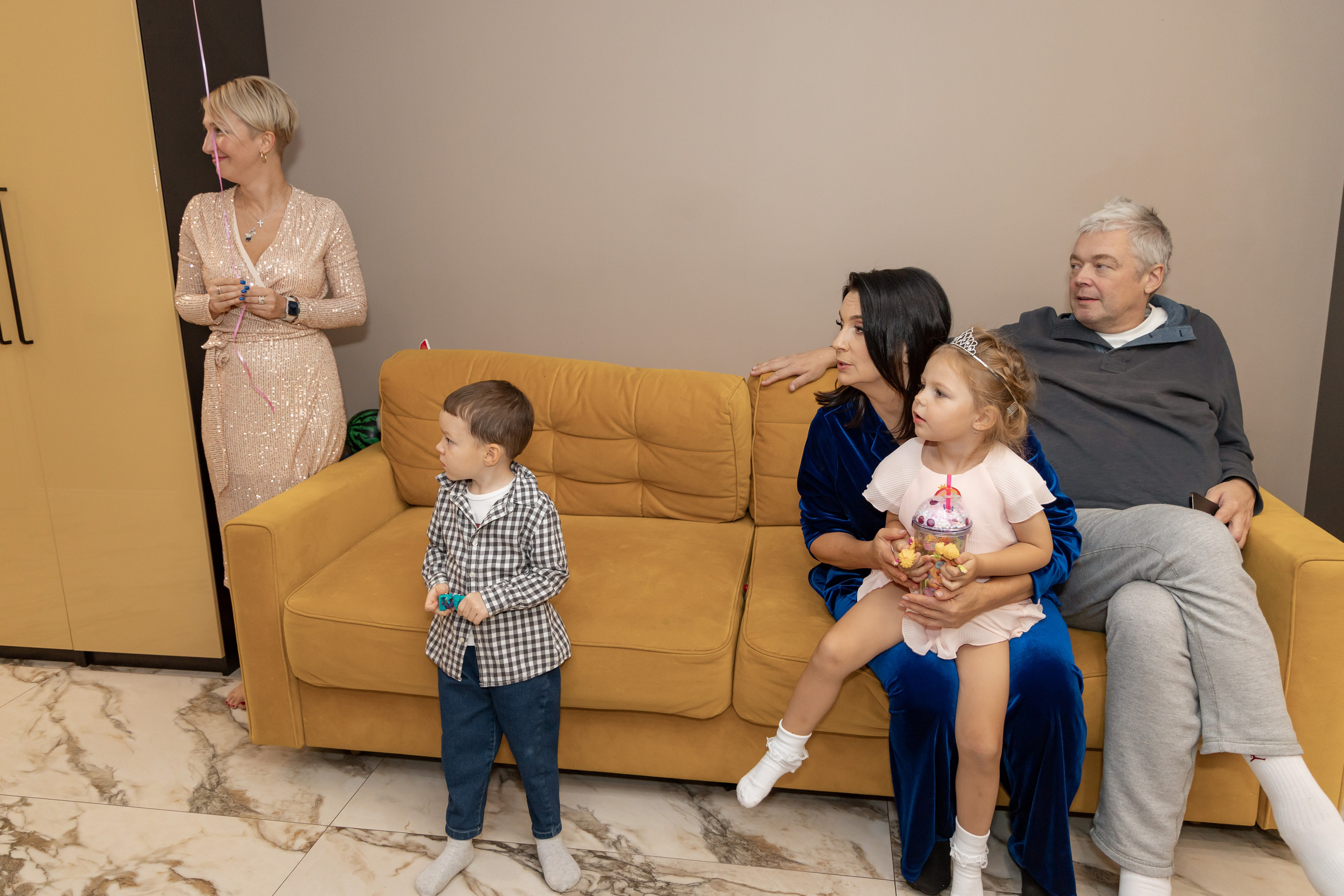 День Рождения в Доме. Свадебный фотограф в городе Подольск МО и Москва Крылова Ирина