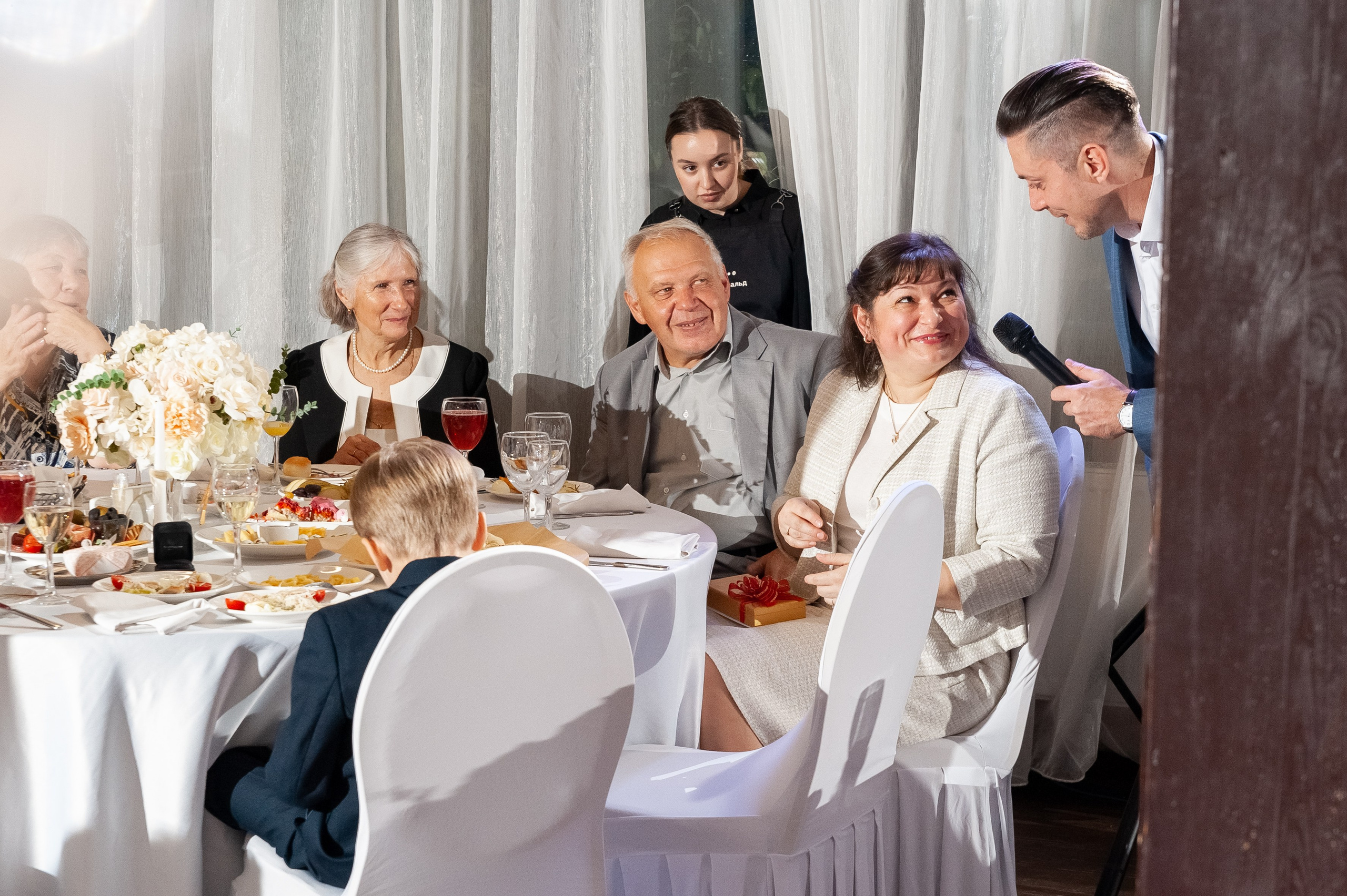 Александр и Ксения. Фотограф в Екатеринбурге Артём Зайнетдинов