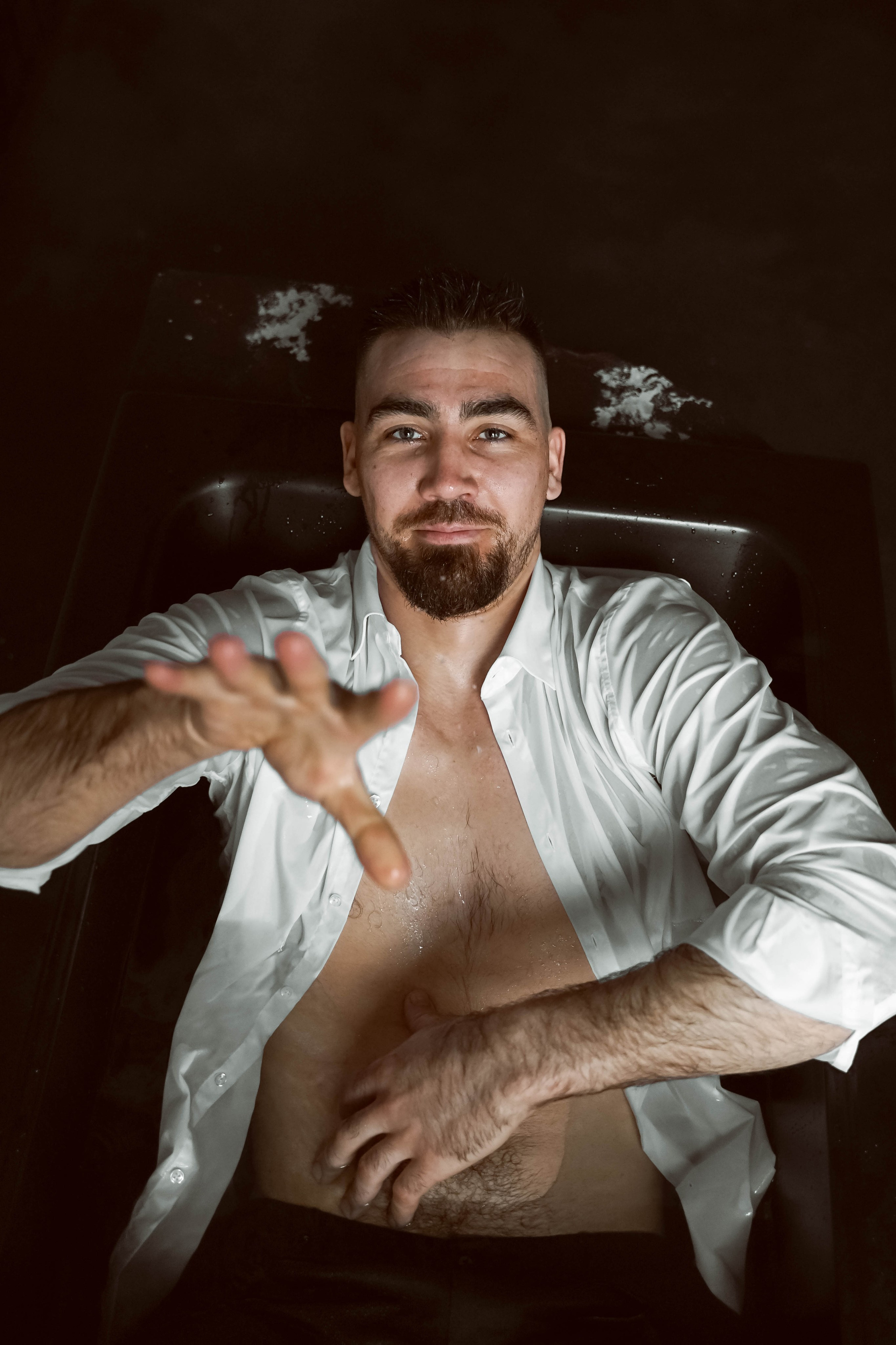 Творческая съемка для мужчины