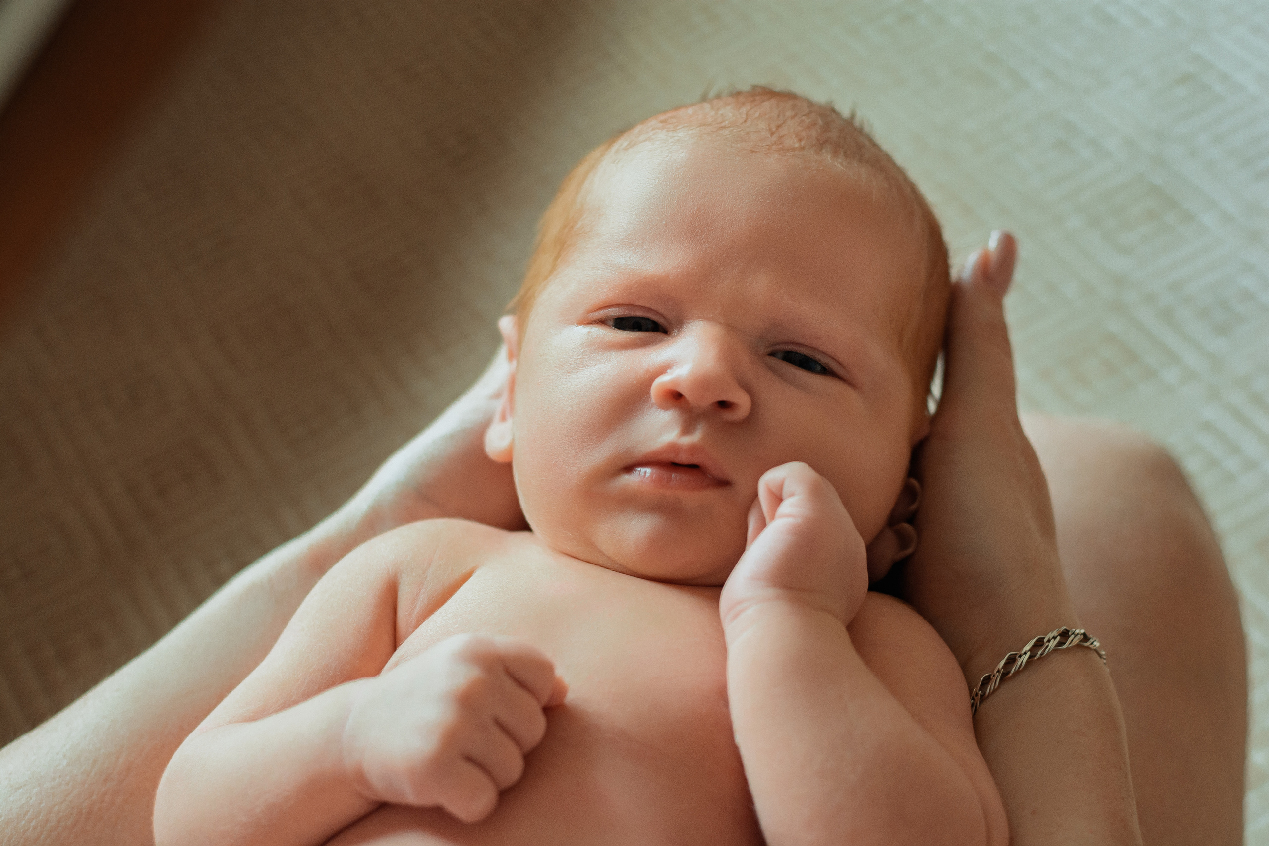 Оля и новорожденный Дима. Семейный и детский фотограф Кущ Наташа