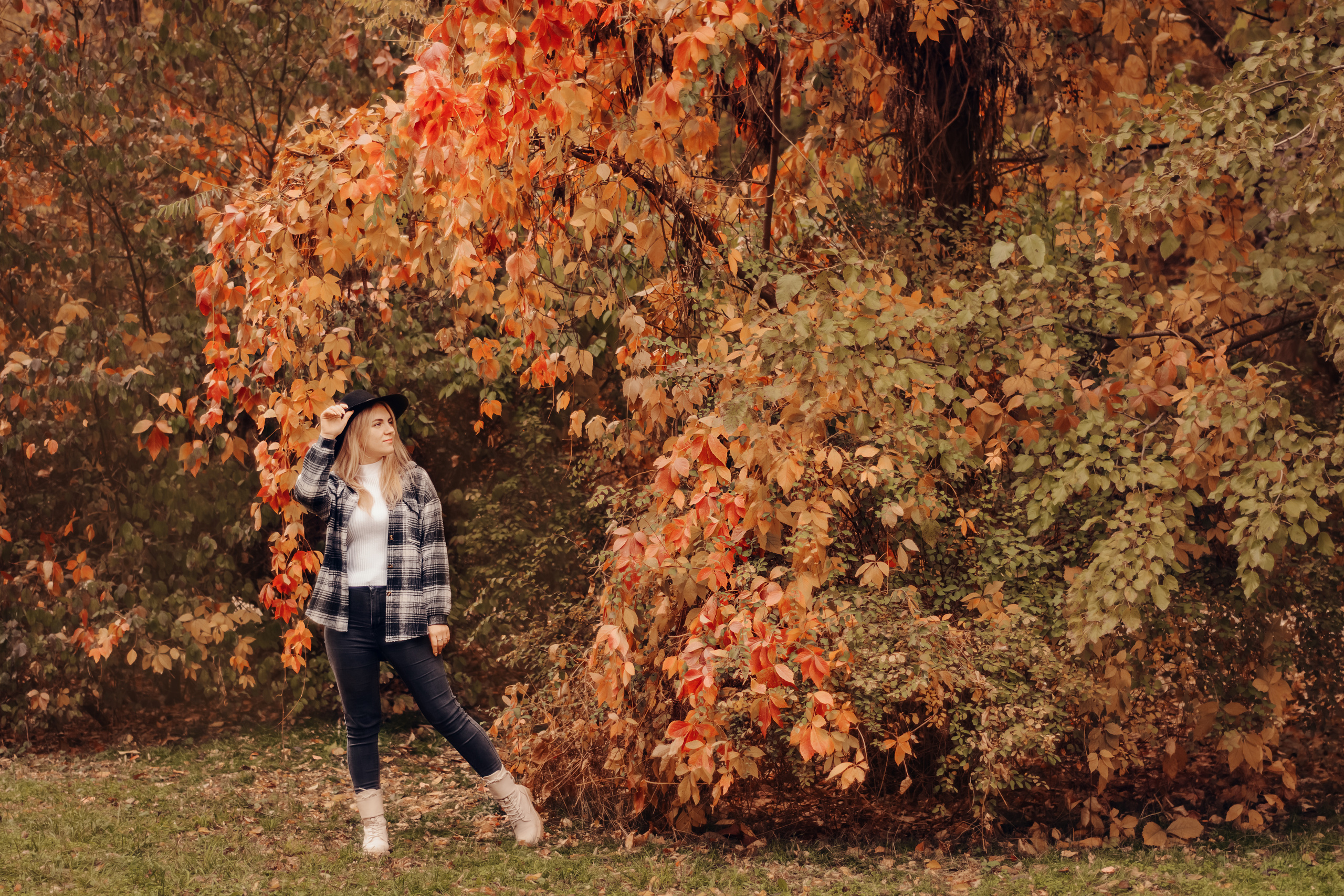 Осенняя прогулка Анастасия и Соня. Семейный и детский фотограф Кущ Наташа