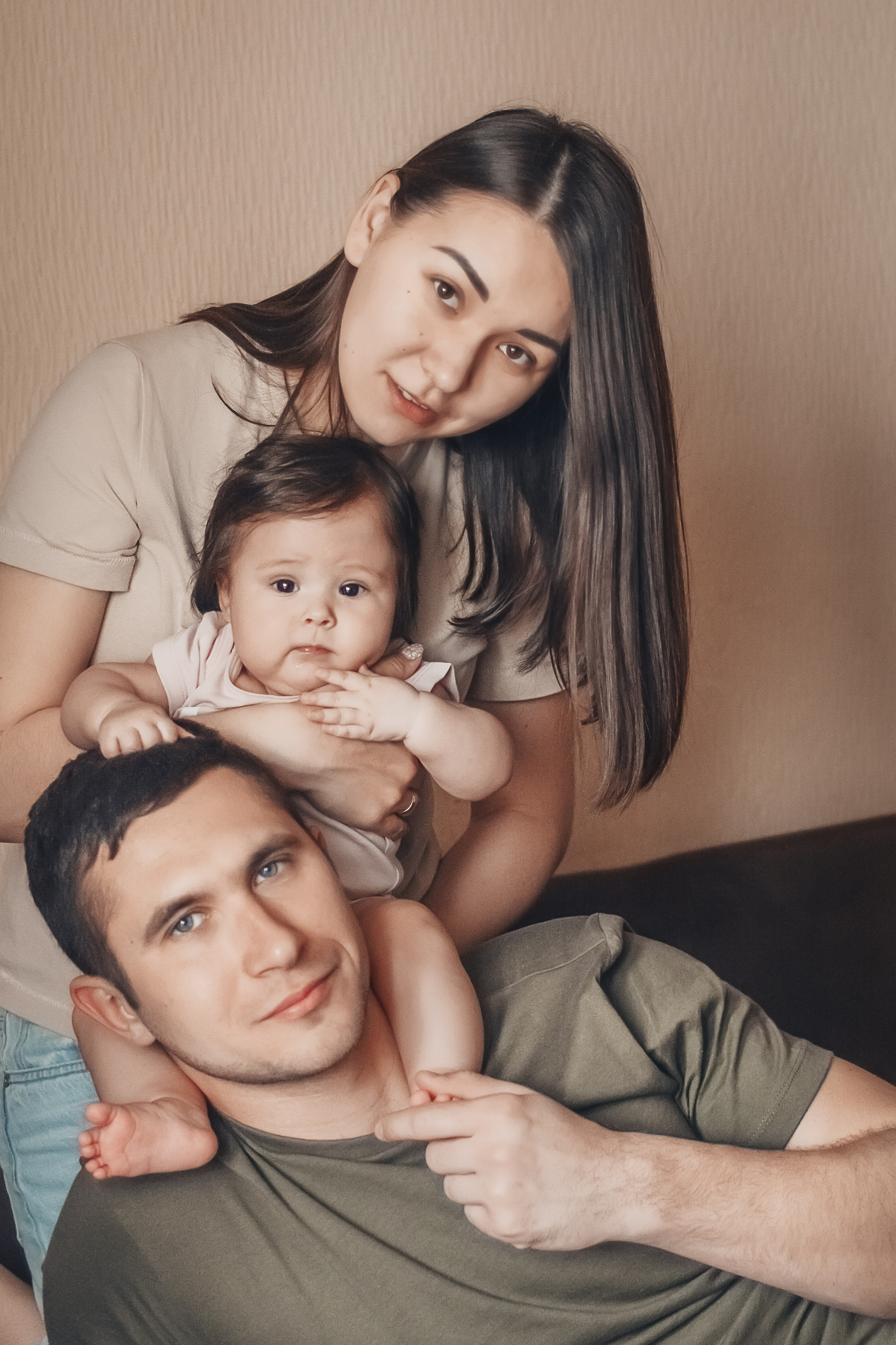 Семейная домашняя фотосессия Нелли. Семейный и детский фотограф Кущ Наташа