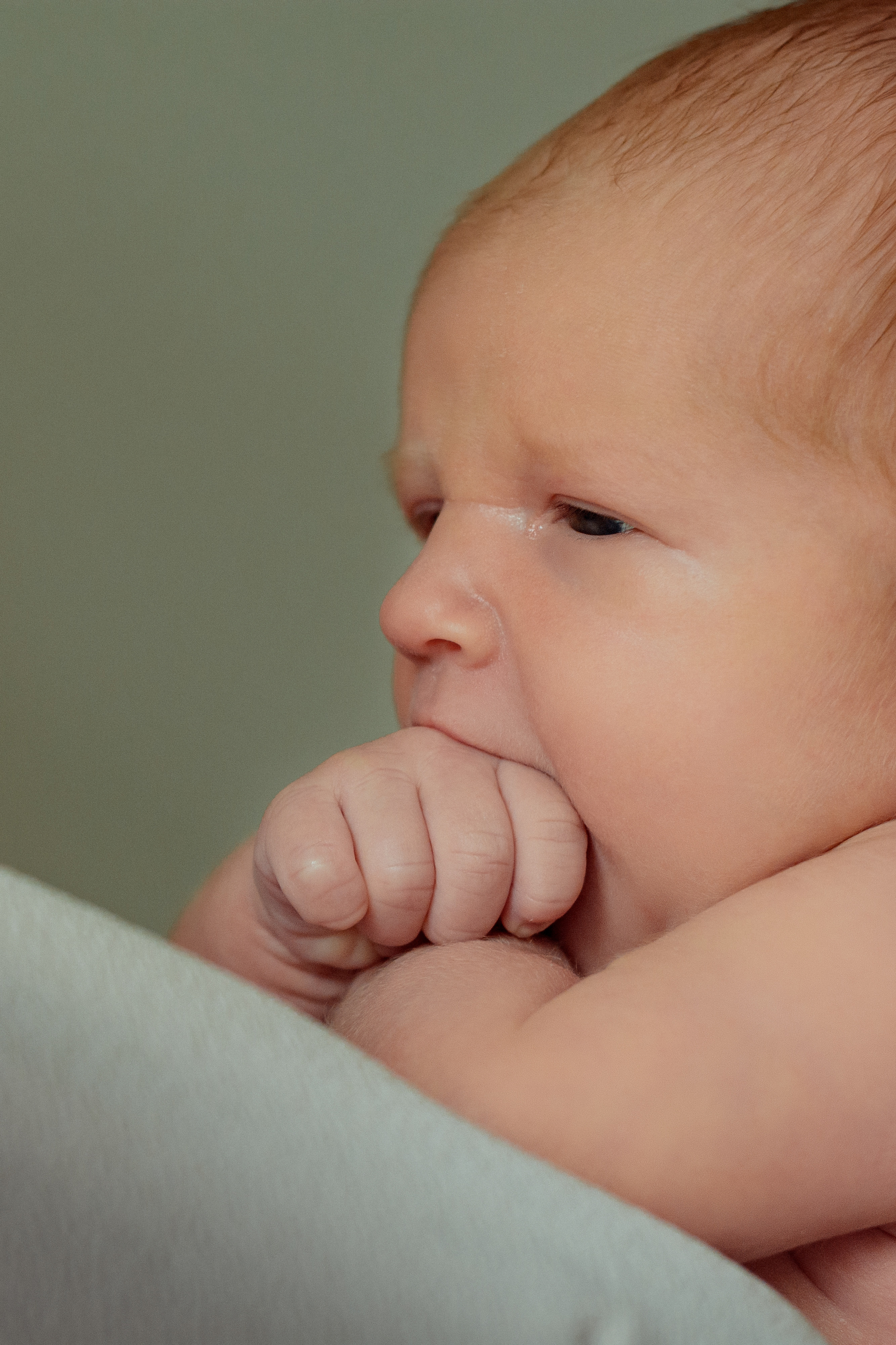Оля и новорожденный Дима. Семейный и детский фотограф Кущ Наташа