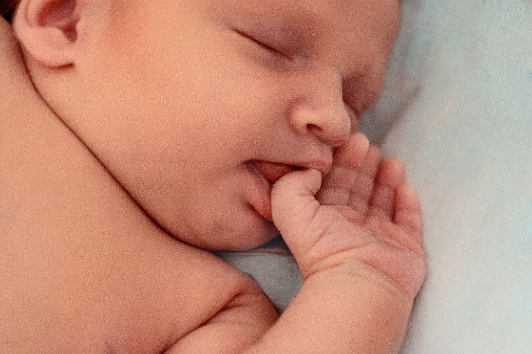 Оля и новорожденный Дима. Семейный и детский фотограф Кущ Наташа