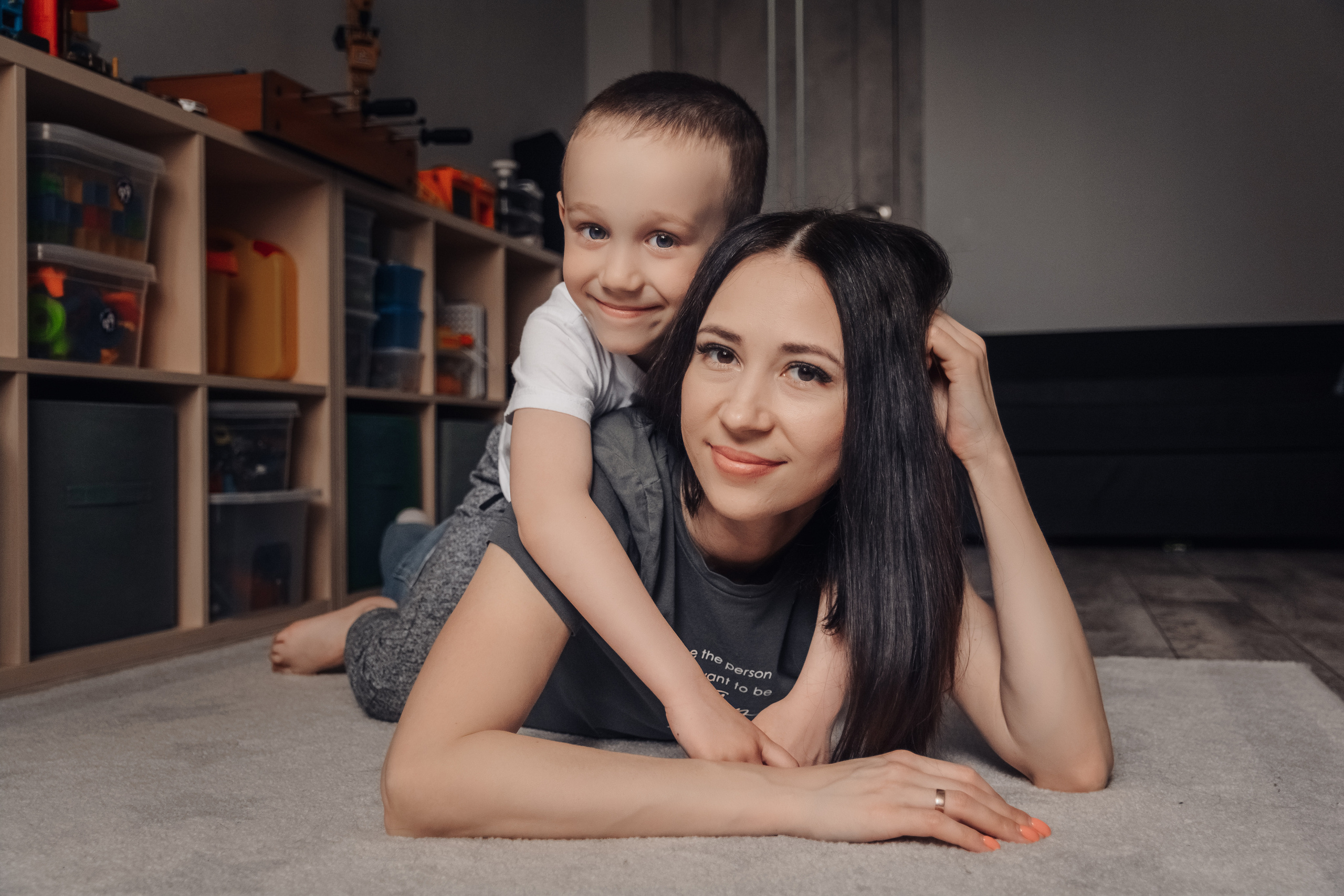 Домашняя фотосессия Юли и Саши. Семейный и детский фотограф Кущ Наташа