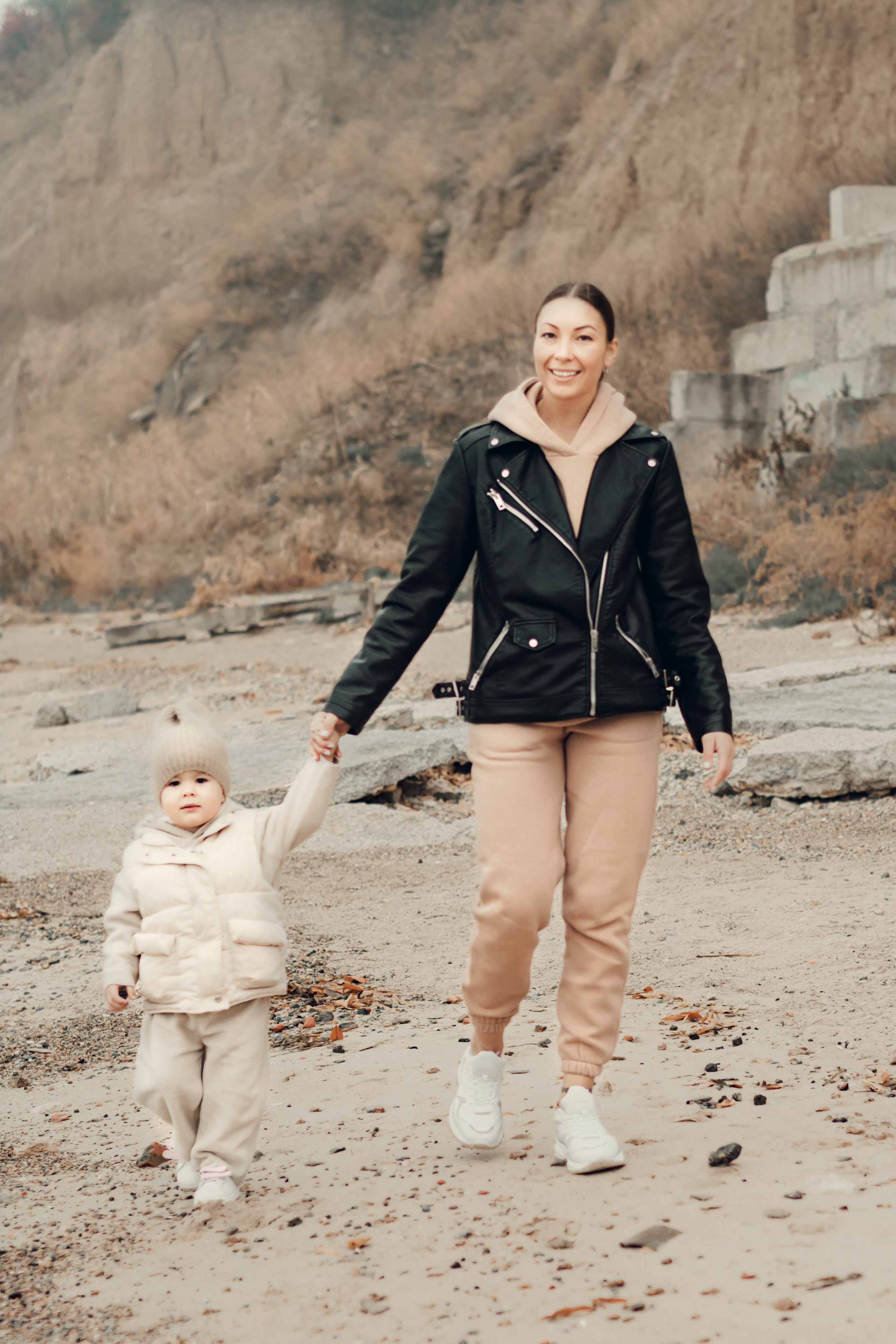 Осенняя фотосессия Виктория и Кира. Семейный и детский фотограф Кущ Наташа