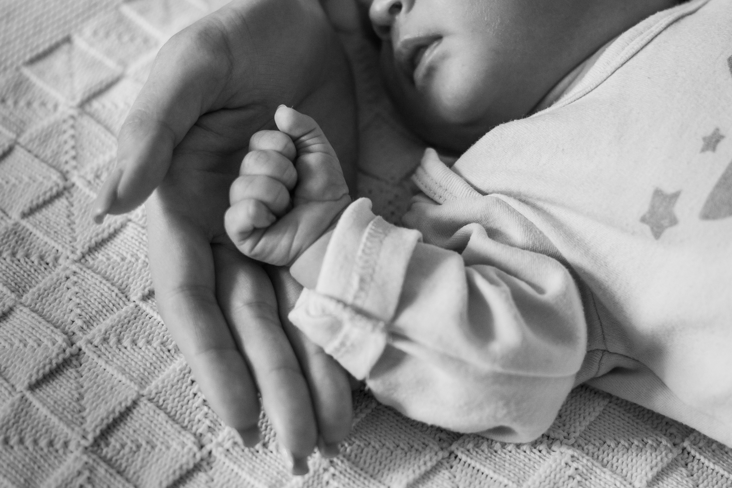 Оля и новорожденный Дима. Семейный и детский фотограф Кущ Наташа