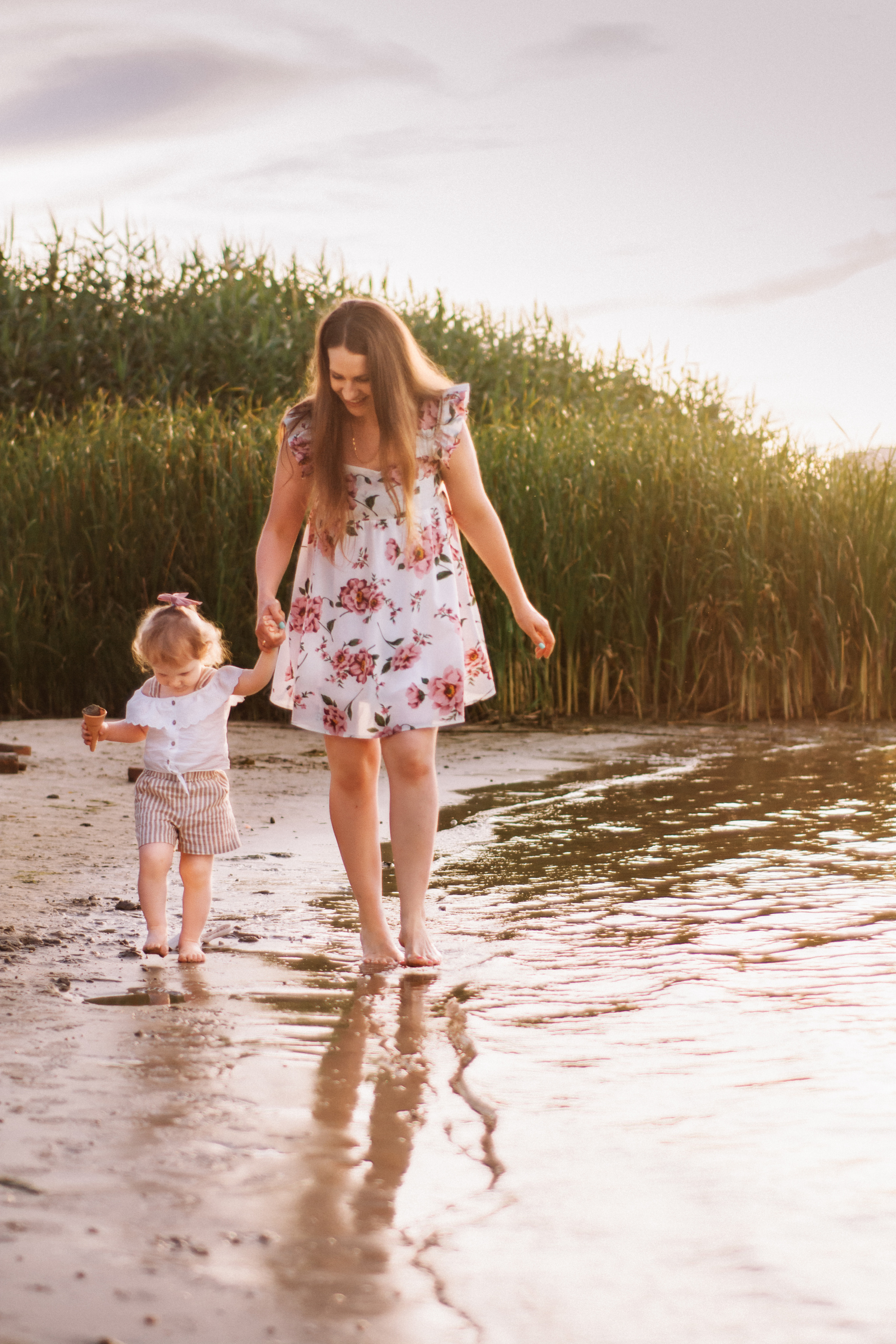 Фотосессия прогулки Оксана, Ева и Саша. Семейный и детский фотограф Кущ Наташа