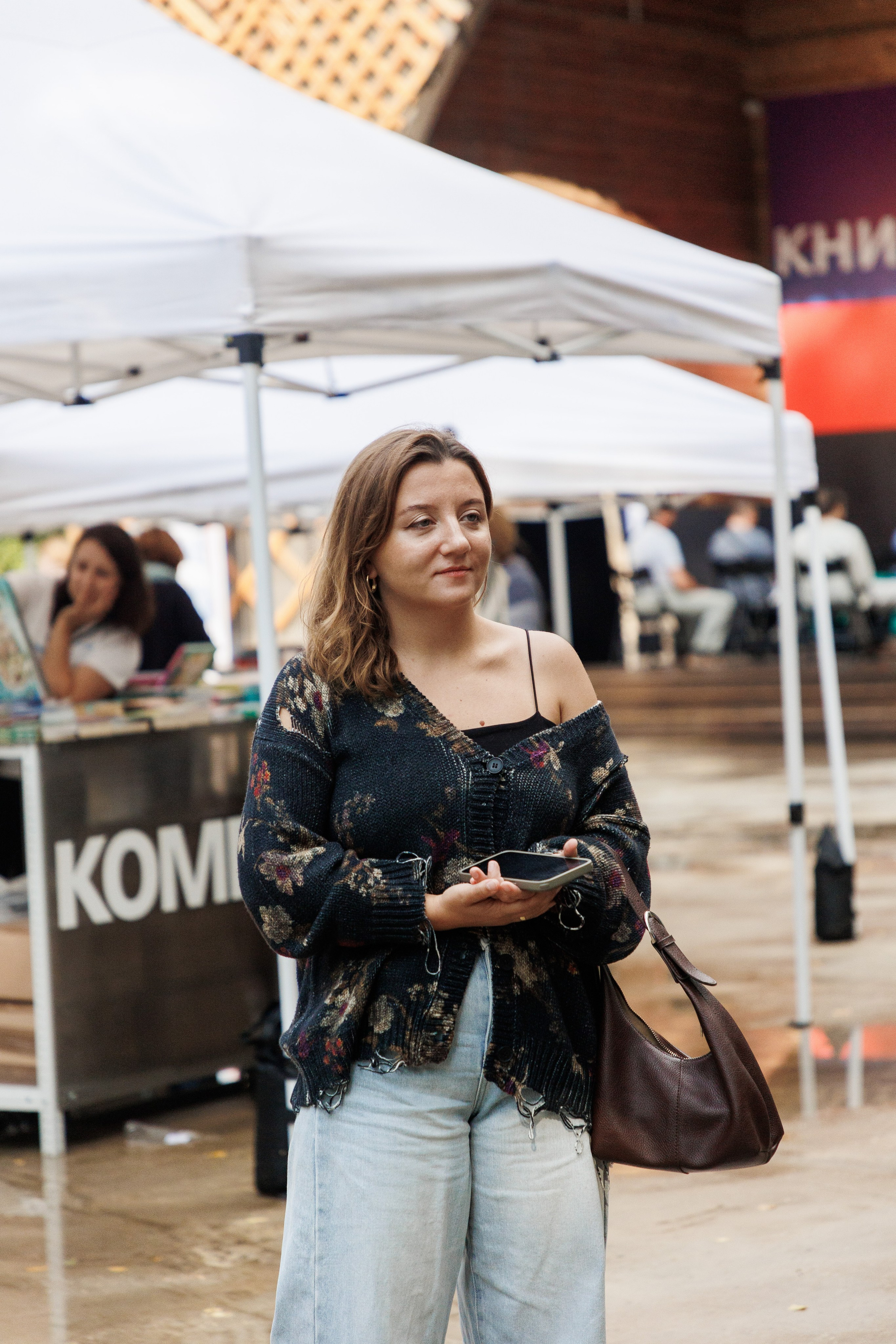 Книжный фестиваль «Смены» в Выксе 2025. Фотограф городских и семейных событий Артем Карпухин