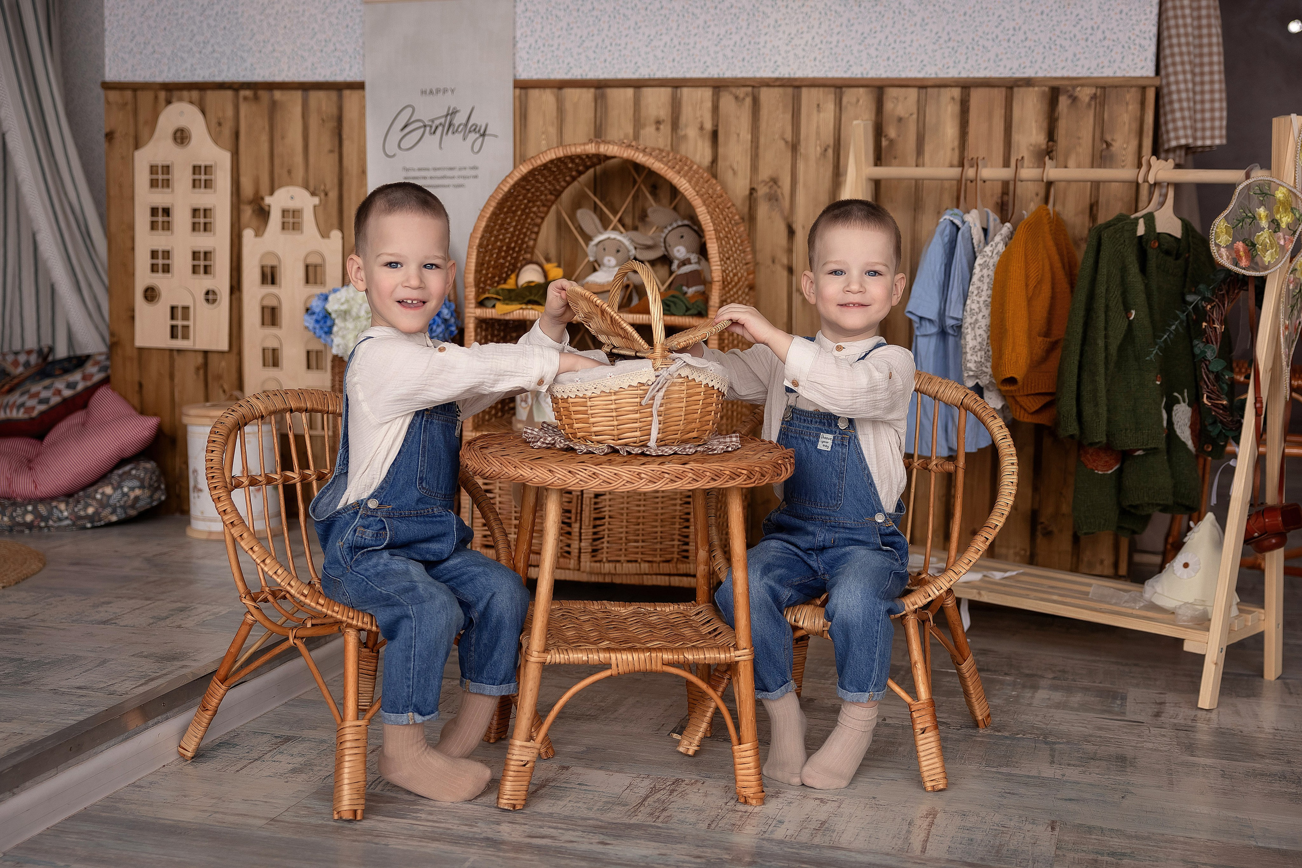 Андрюша и Саша 3 года. Фотограф на крещение и венчание