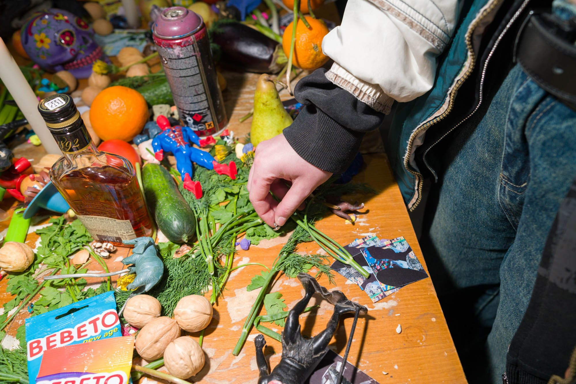 Вернисаж выставки «Параллельные сны» @ 10.203. Фотограф Саша Оверчук
