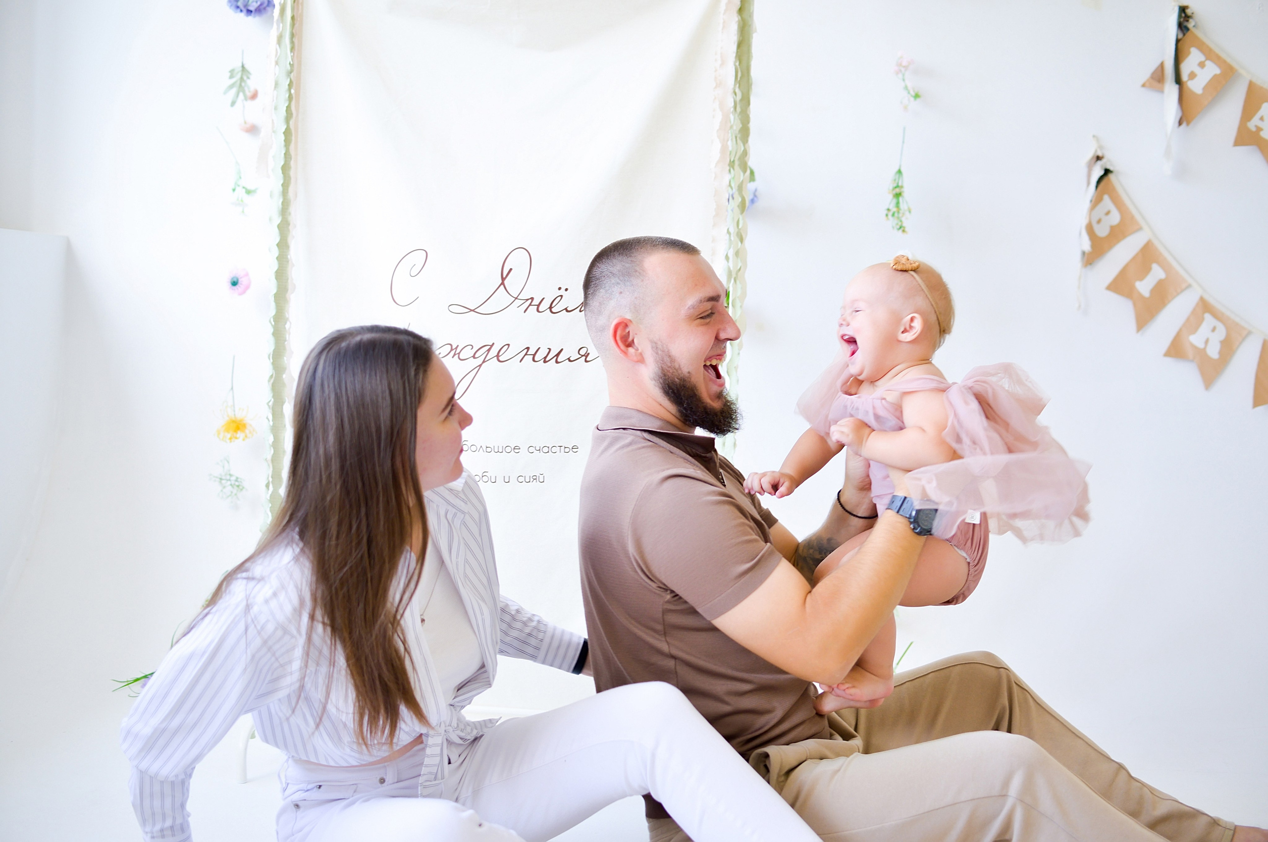 Детская семейная фотосессия на годик. Фотограф новорожденных Краснодар Малышенко Надежда