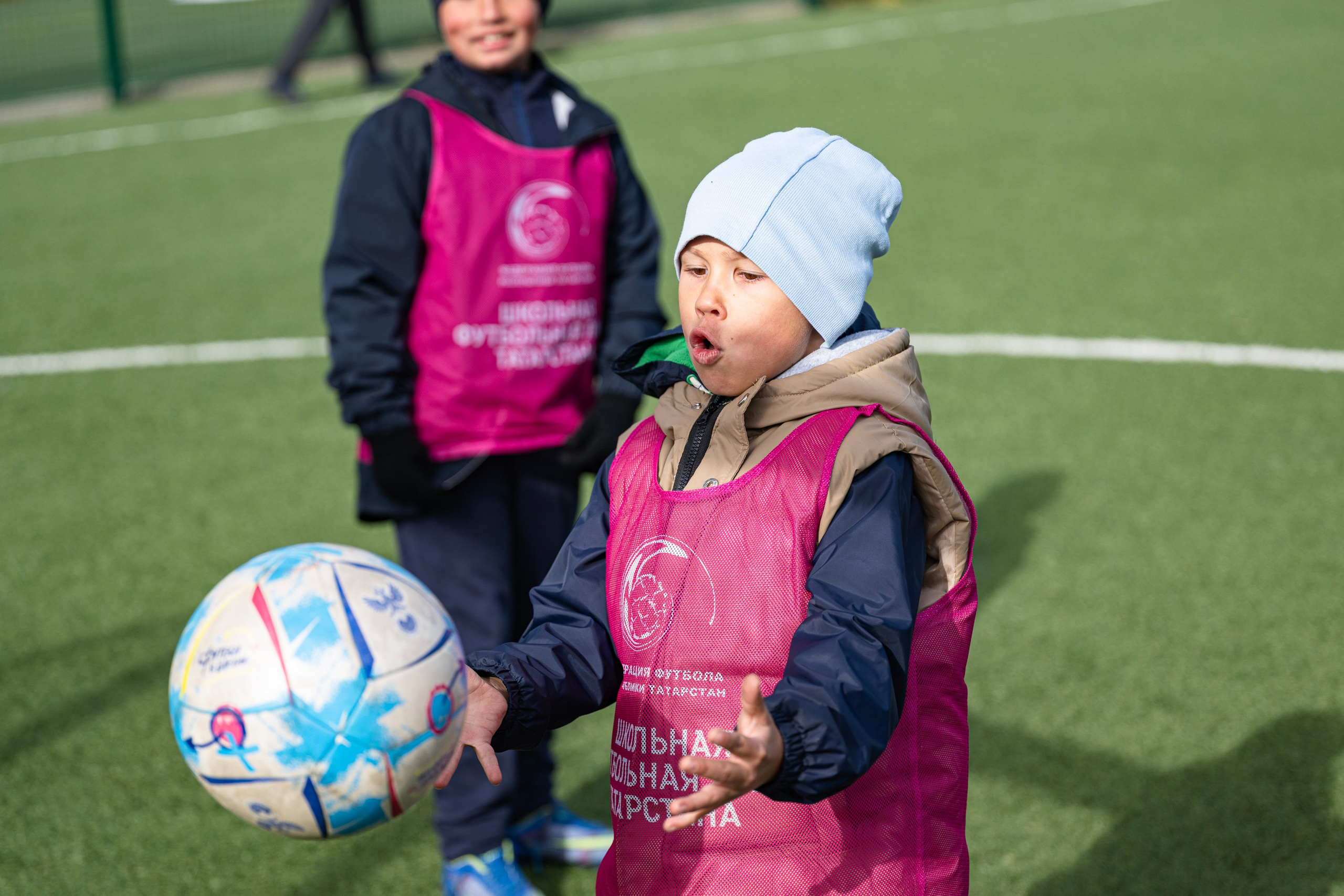 Детский футбол. Республика Татарстан, Высокогорский район, с. Высокая Гора. Свадебный фотограф в Казани, и Зеленодольске Радик Мухаметов
