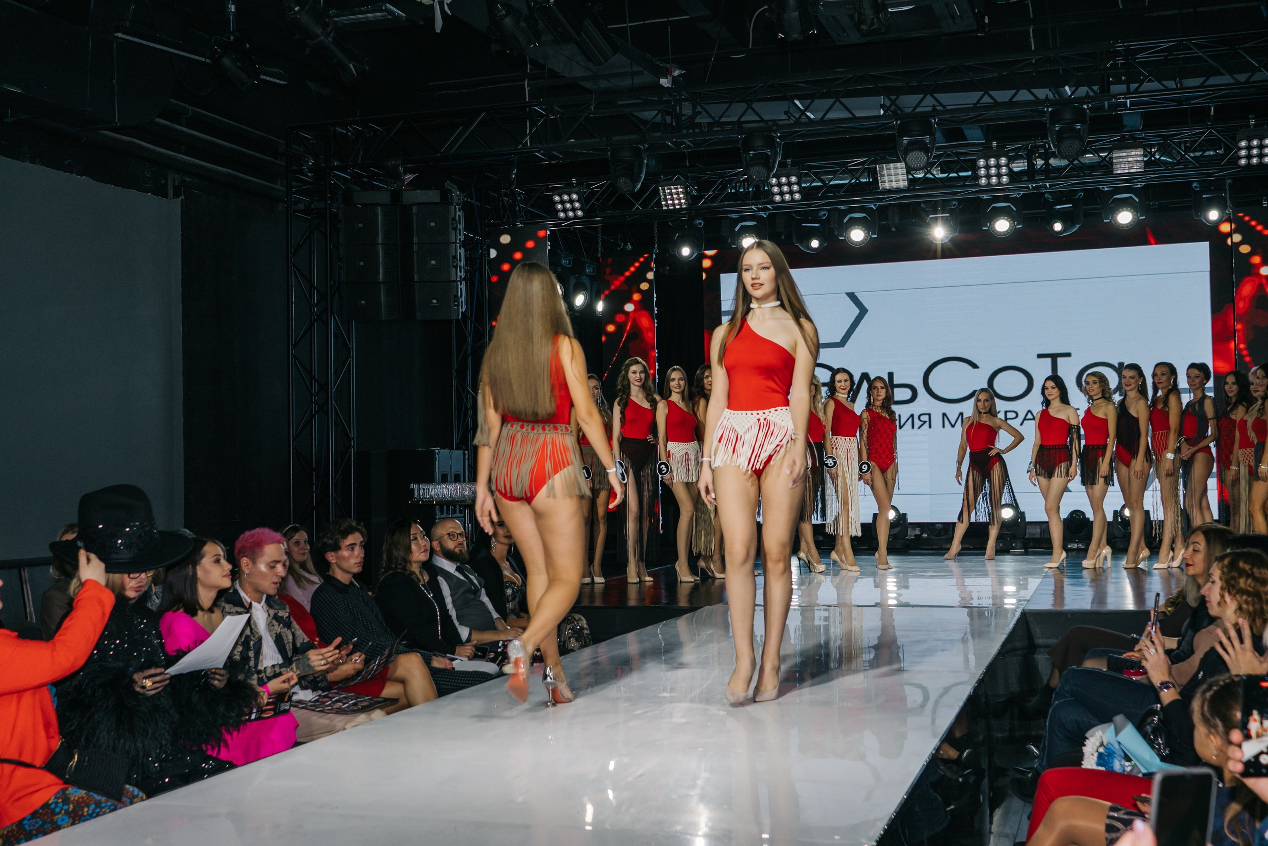 World fashion. Женский фотограф в Москве Анастасия Сидорова